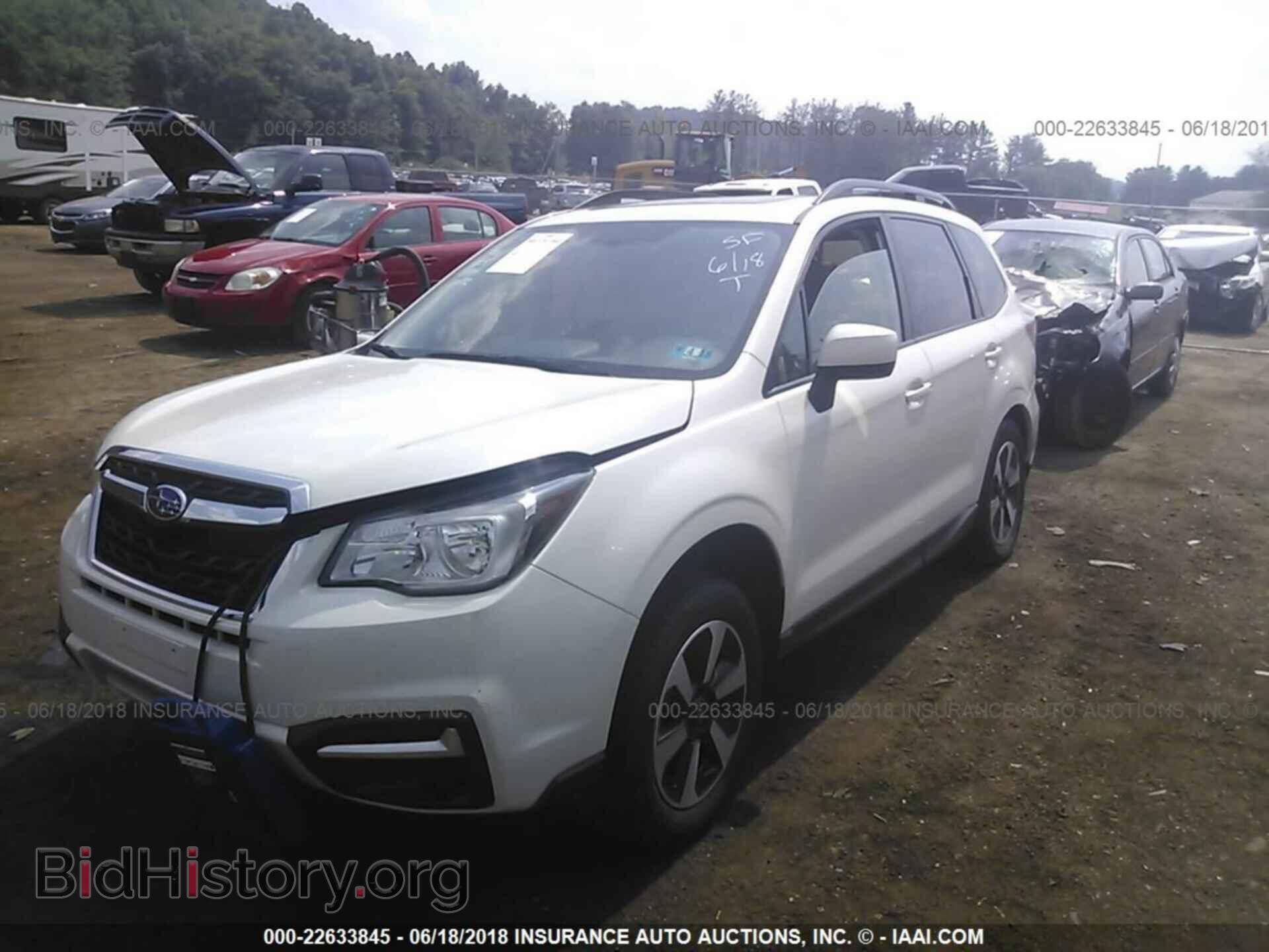 2017 Subaru Forester - VIN: JF2SJAEC0HH519787 - Фото 2