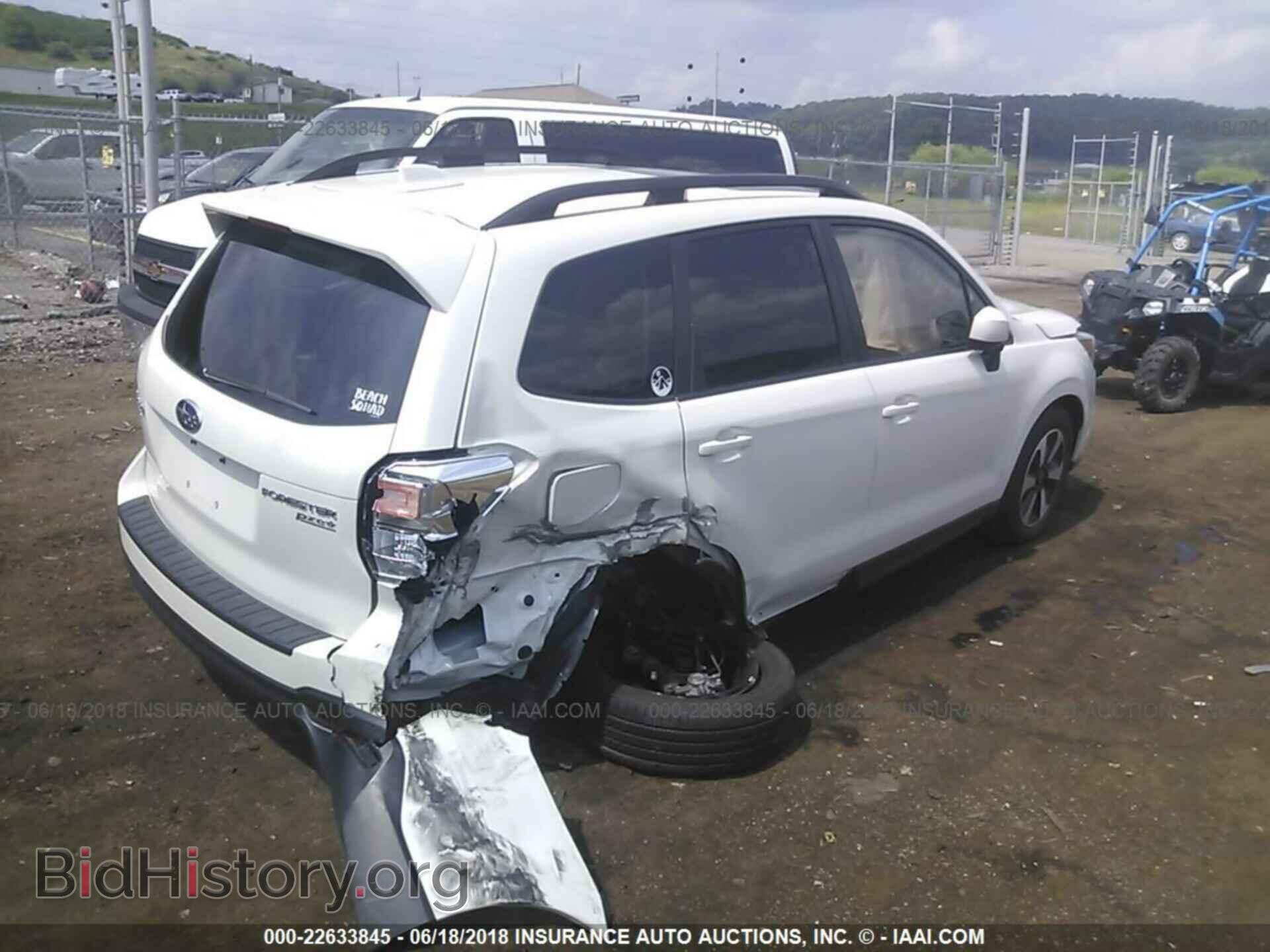 2017 Subaru Forester - VIN: JF2SJAEC0HH519787 - Фото 4