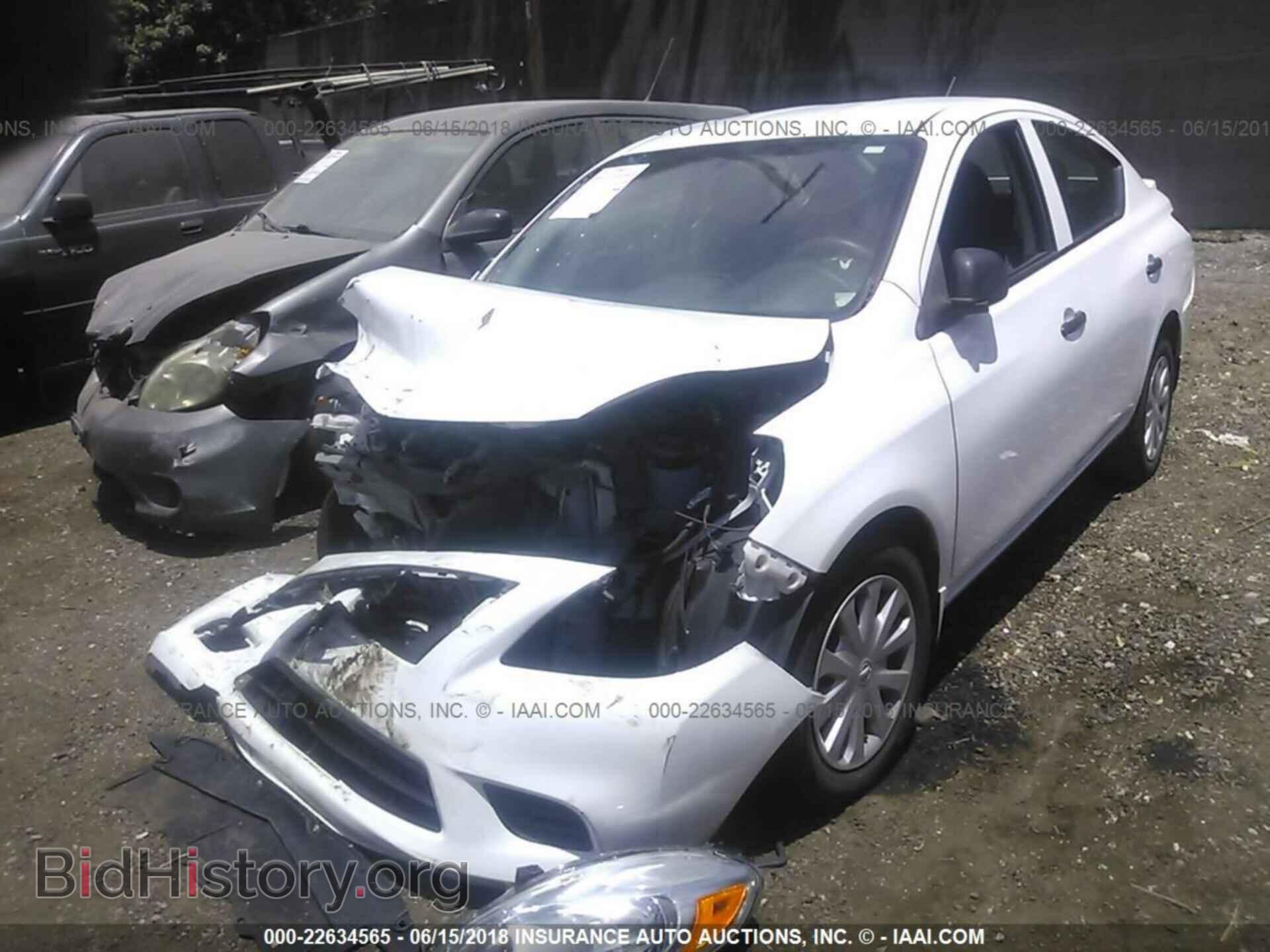 2014 Nissan Versa - VIN: 3N1CN7AP1EL826307 - Фото 2
