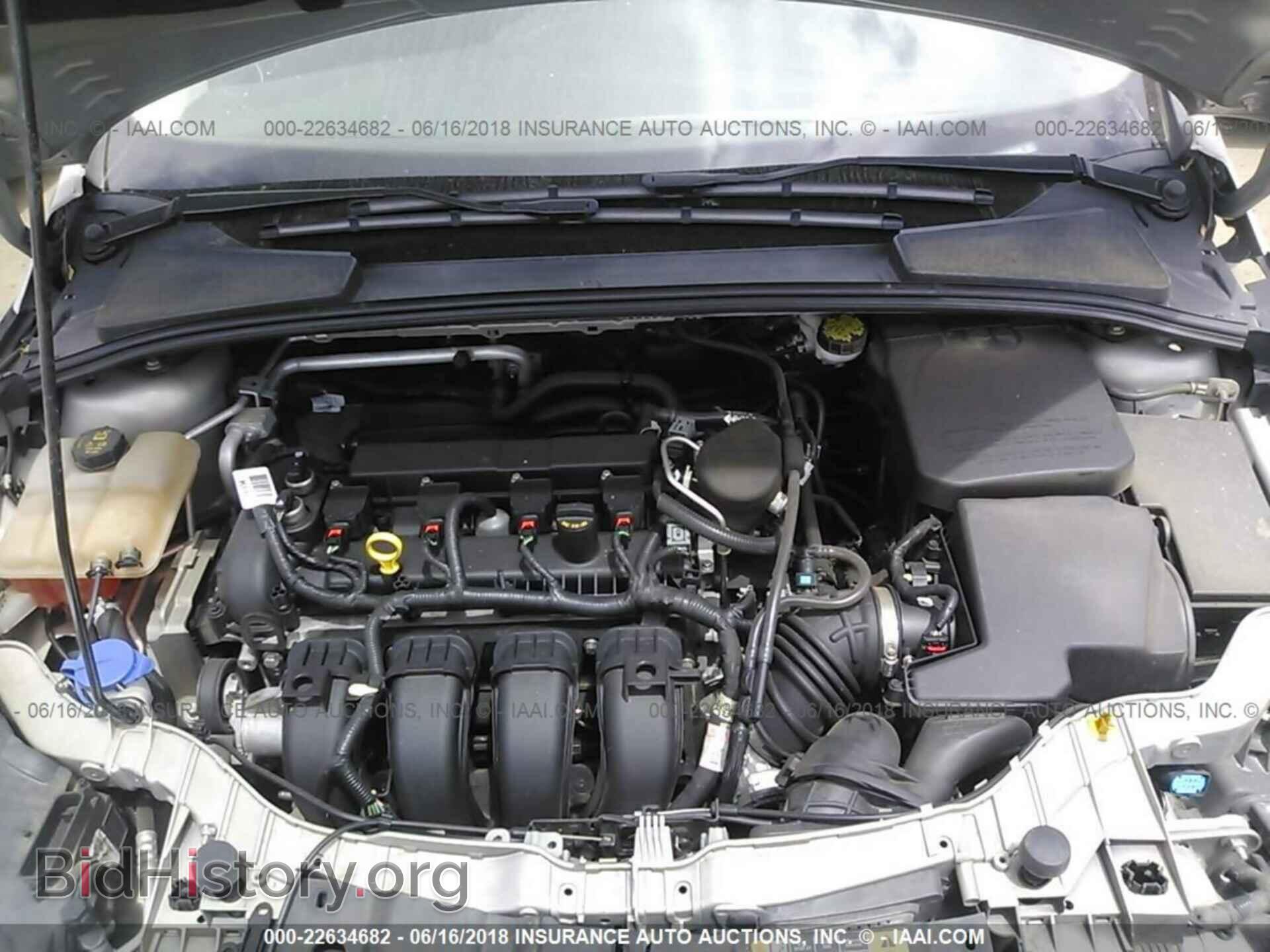2015 Ford Focus - VIN: 1FADP3F26FL205200 - Photo 10