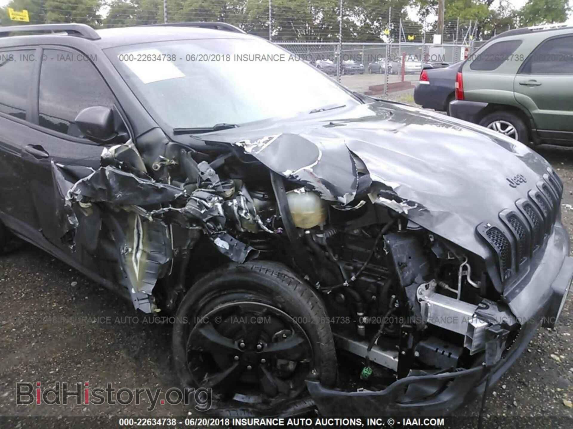2015 Jeep Cherokee - VIN: 1C4PJMCS0FW750147 - Фото 6