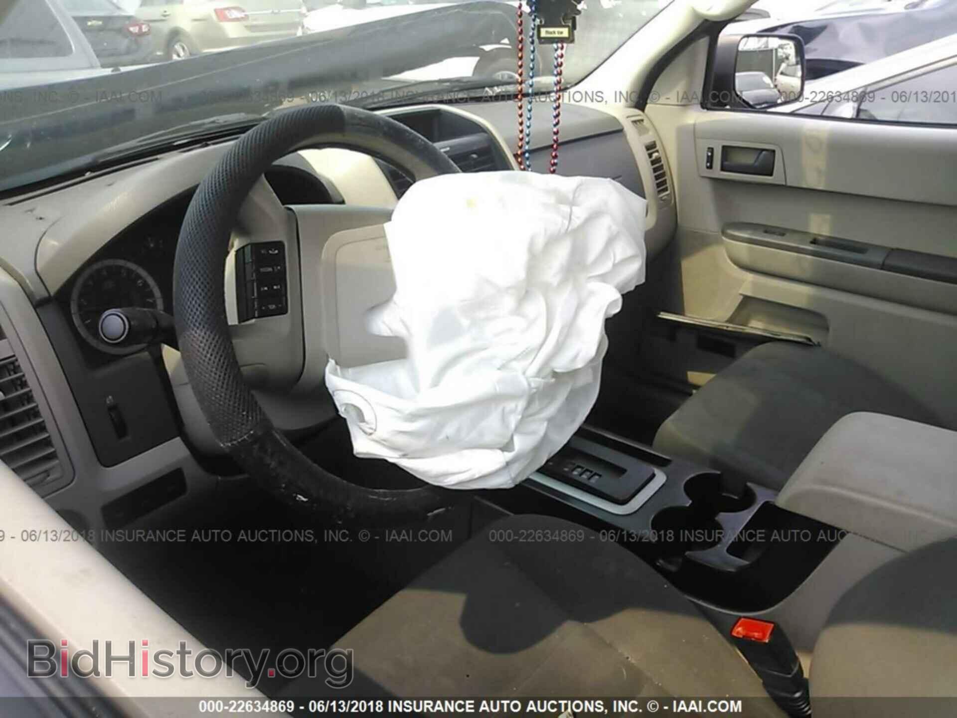 2012 Ford Escape - VIN: 1FMCU0C76CKA28920 - Photo 5