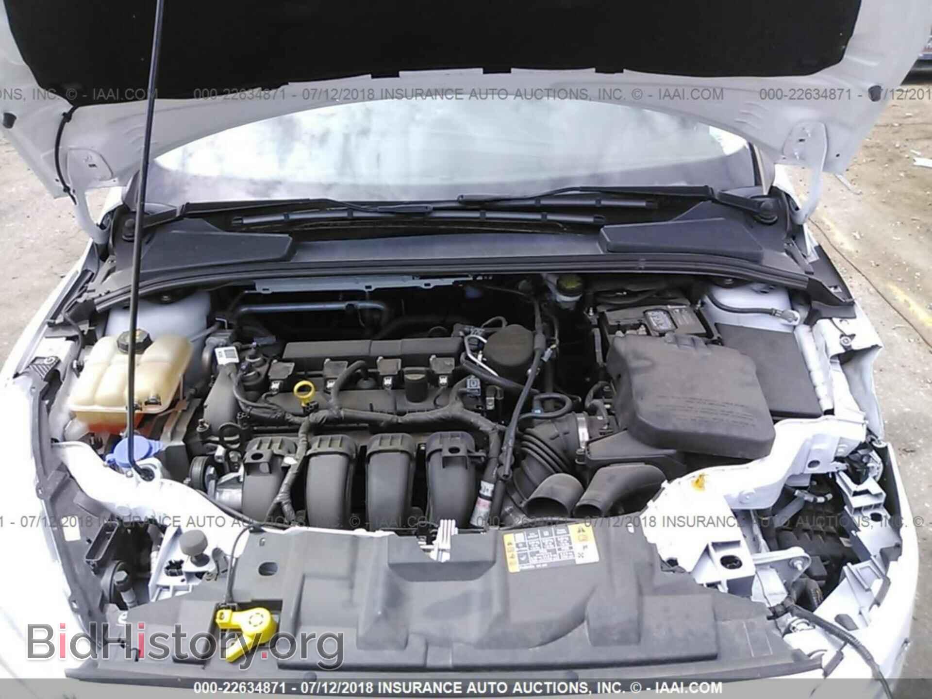 2016 Ford Focus - VIN: 1FADP3F22GL255979 - Photo 10