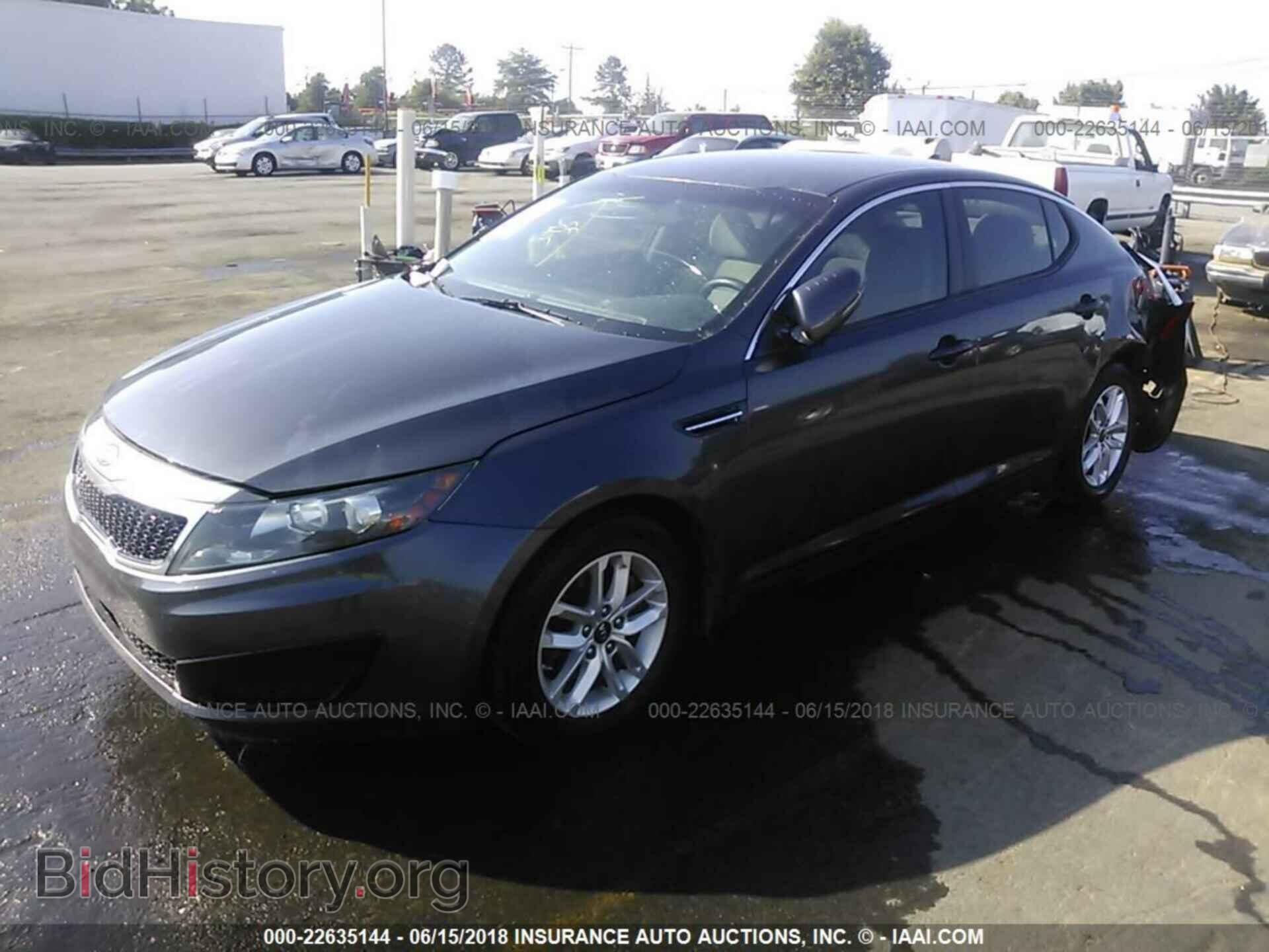 2011 Kia Optima - VIN: KNAGM4A78B5183060 - Photo 2