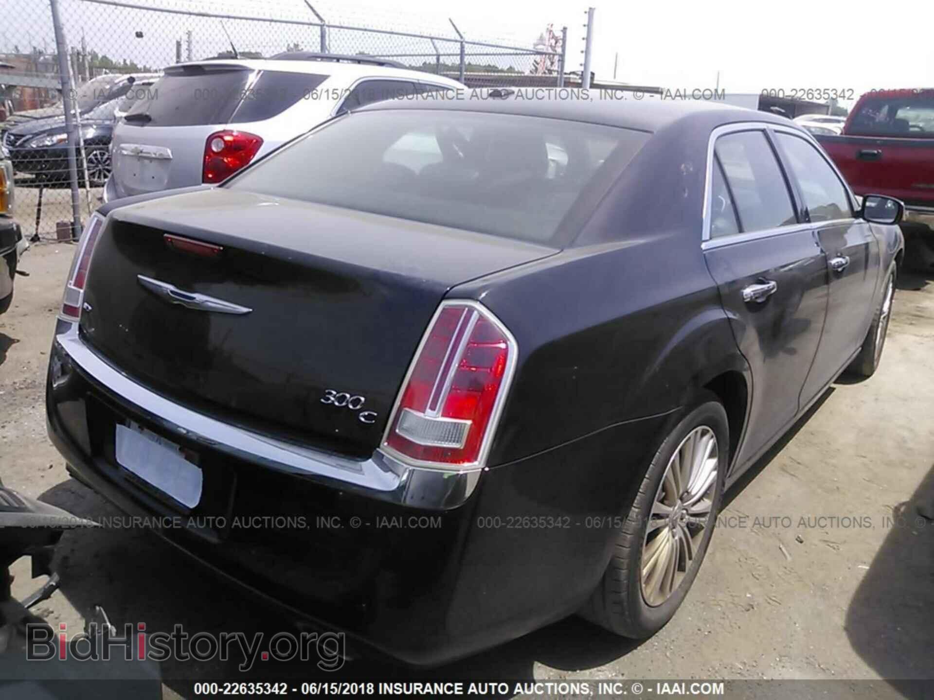 2012 CHRYSLER 300C - VIN: 2C3CCAKT9CH169715 - Фото 4