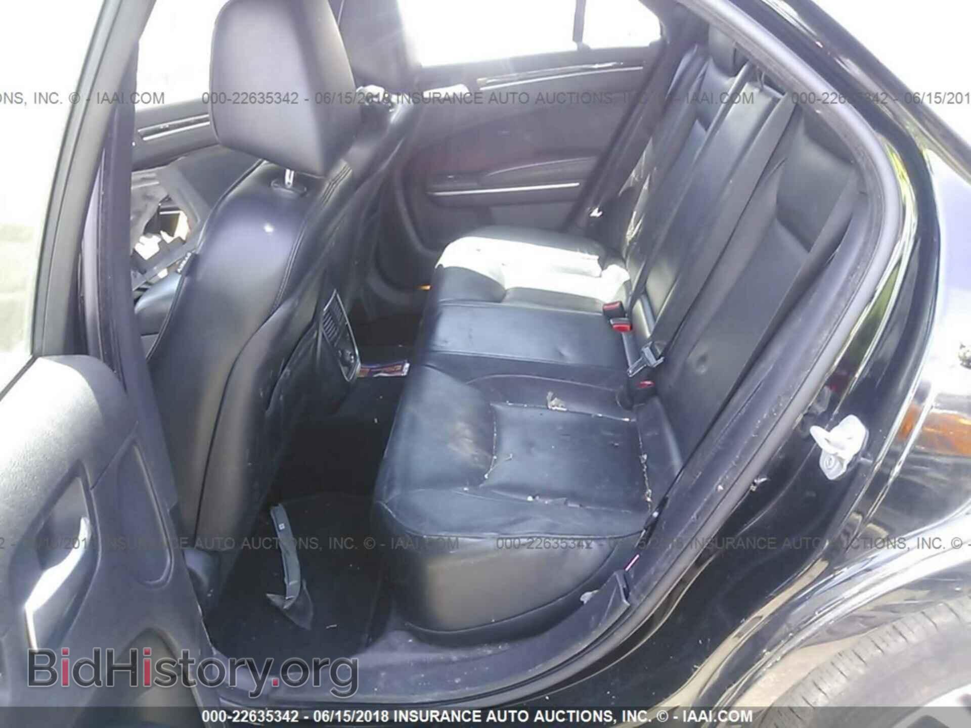 2012 CHRYSLER 300C - VIN: 2C3CCAKT9CH169715 - Фото 8