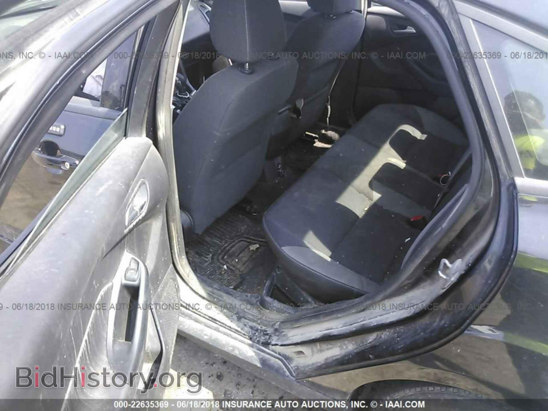 2013 Ford Focus - VIN: 1FADP3F23DL300469 - Photo 8