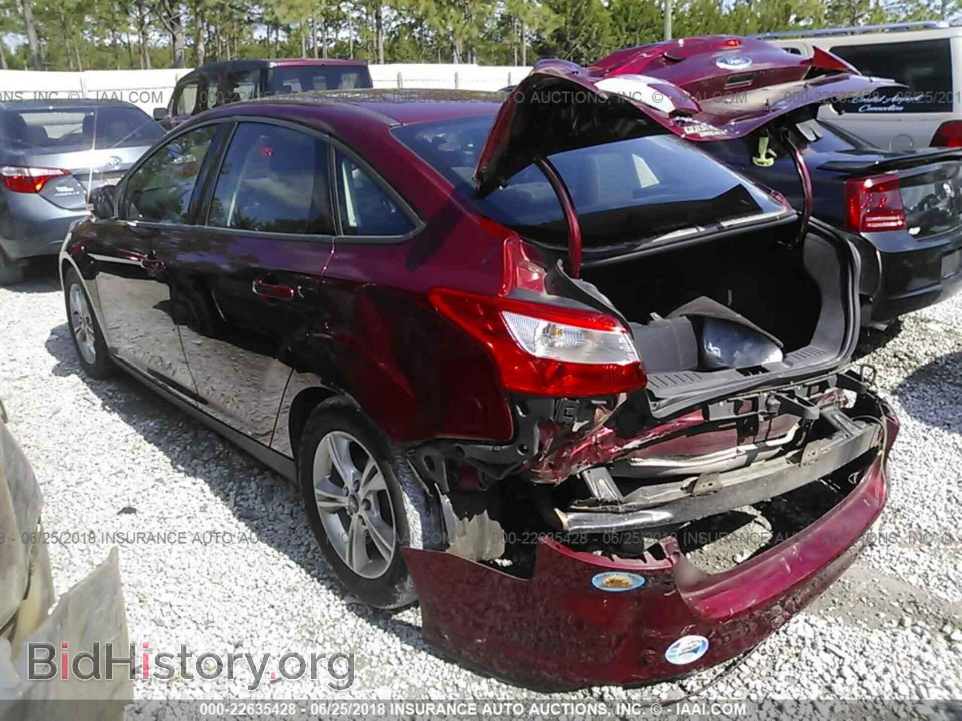 2014 Ford Focus - VIN: 1FADP3F26EL138533 - Photo 3
