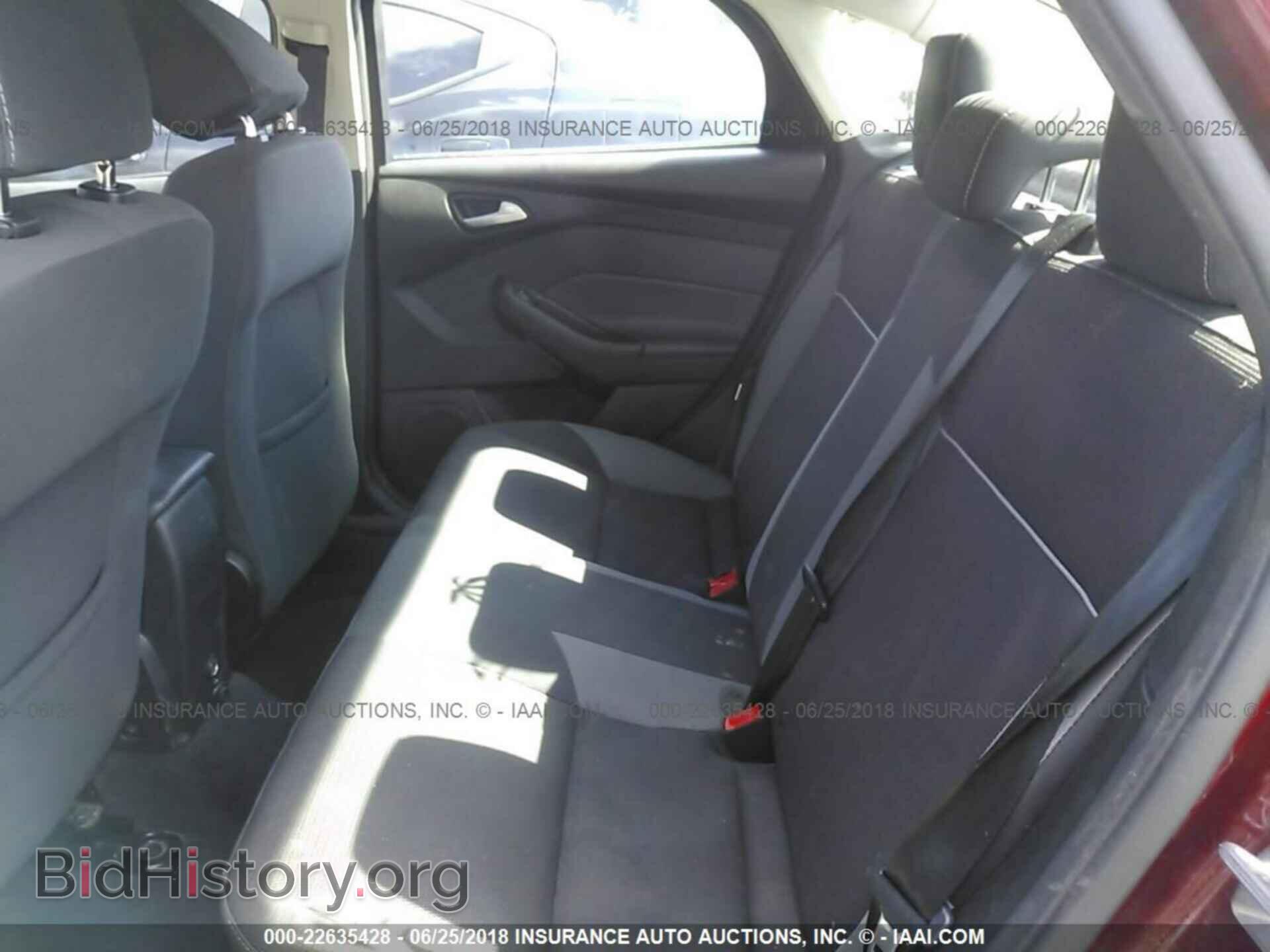 2014 Ford Focus - VIN: 1FADP3F26EL138533 - Photo 8