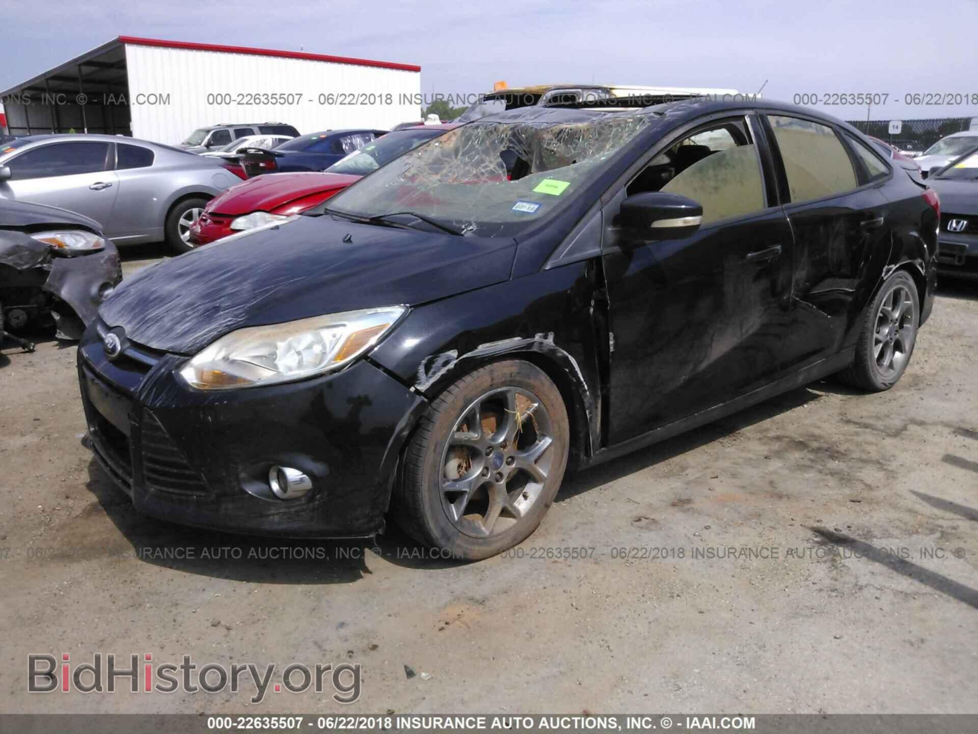 2013 Ford Focus - VIN: 1FADP3F20DL171395 - Photo 2