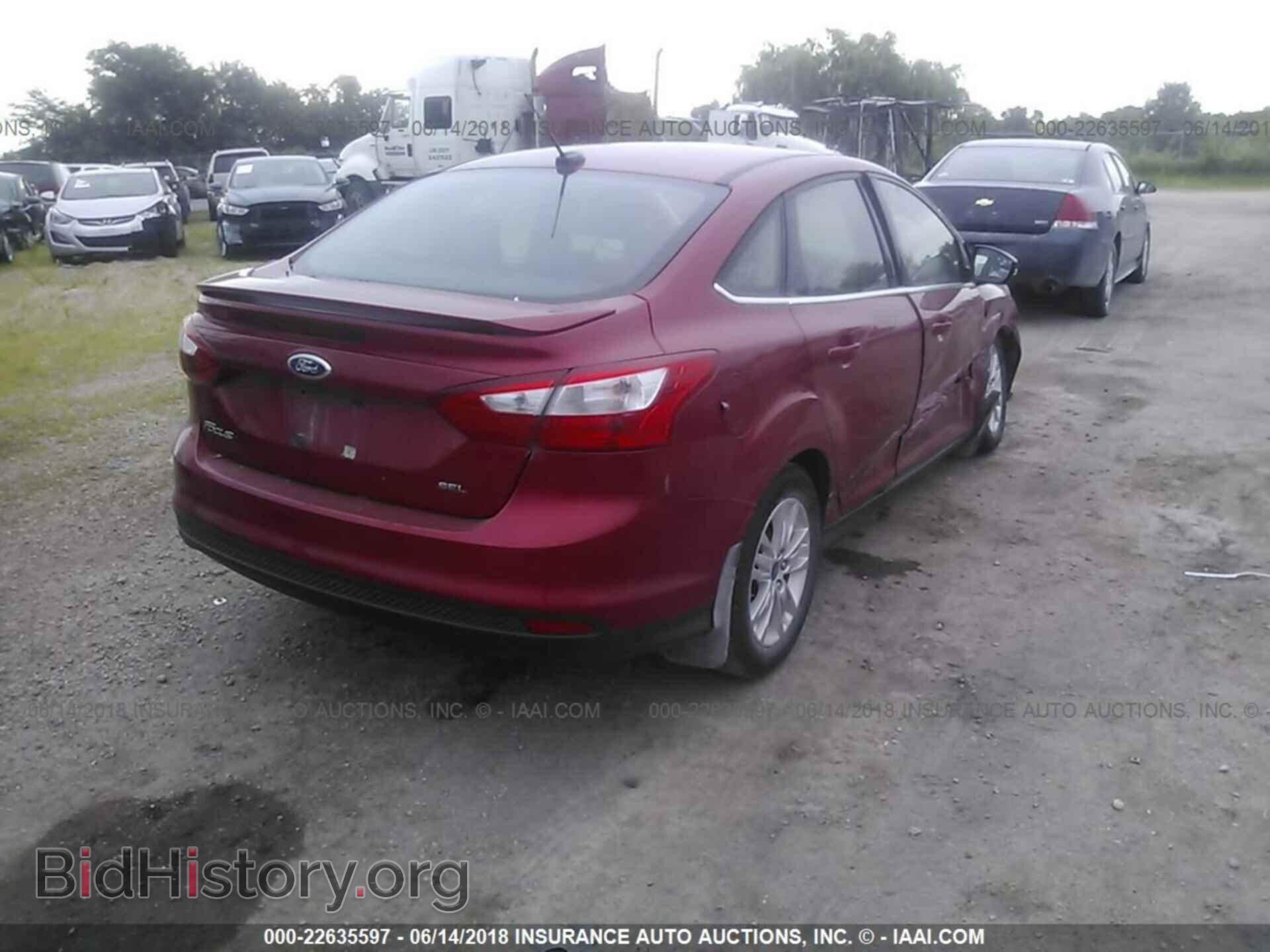 2012 Ford Focus - VIN: 1FAHP3H25CL130550 - Фото 4
