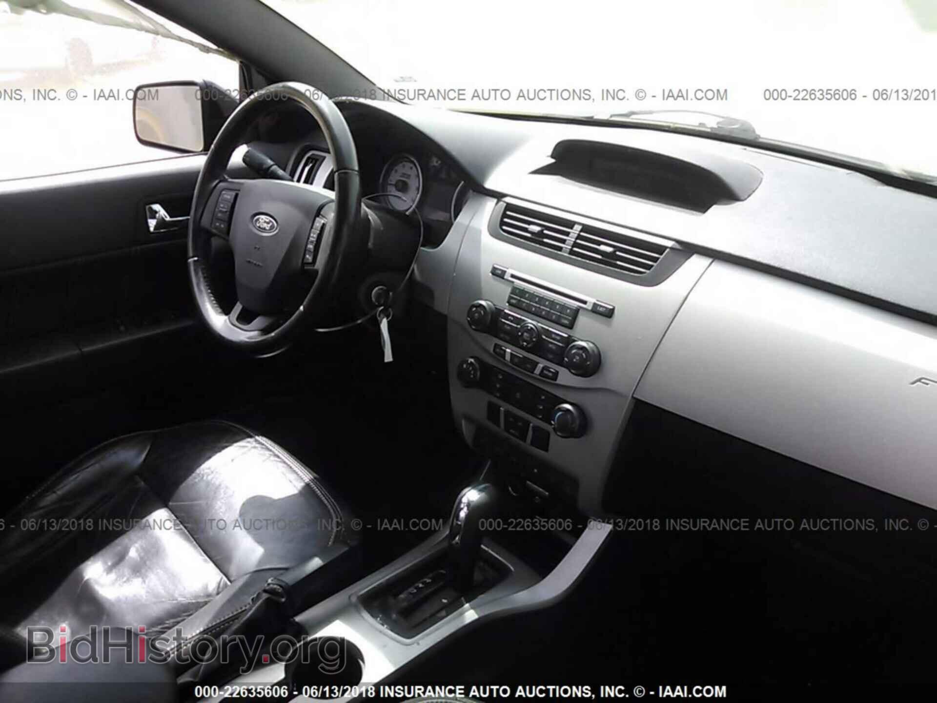 2011 Ford Focus - VIN: 1FAHP3GN2BW107378 - Фото 5