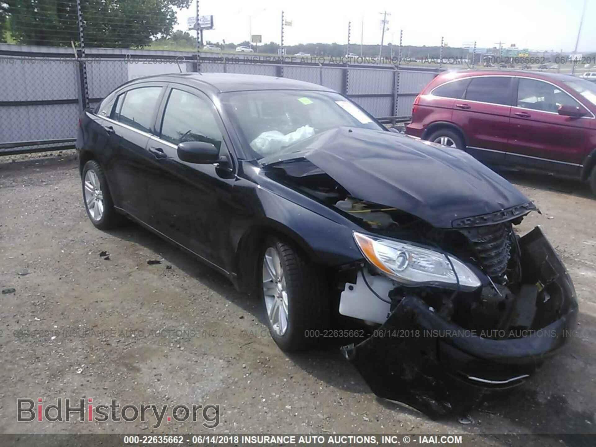 Photo 1C3CCBAB9DN669588 - Chrysler 200 2013