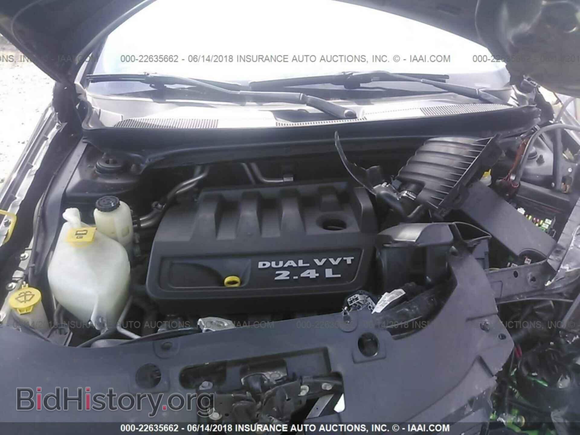 2013 Chrysler 200 - VIN: 1C3CCBAB9DN669588 - Photo 10