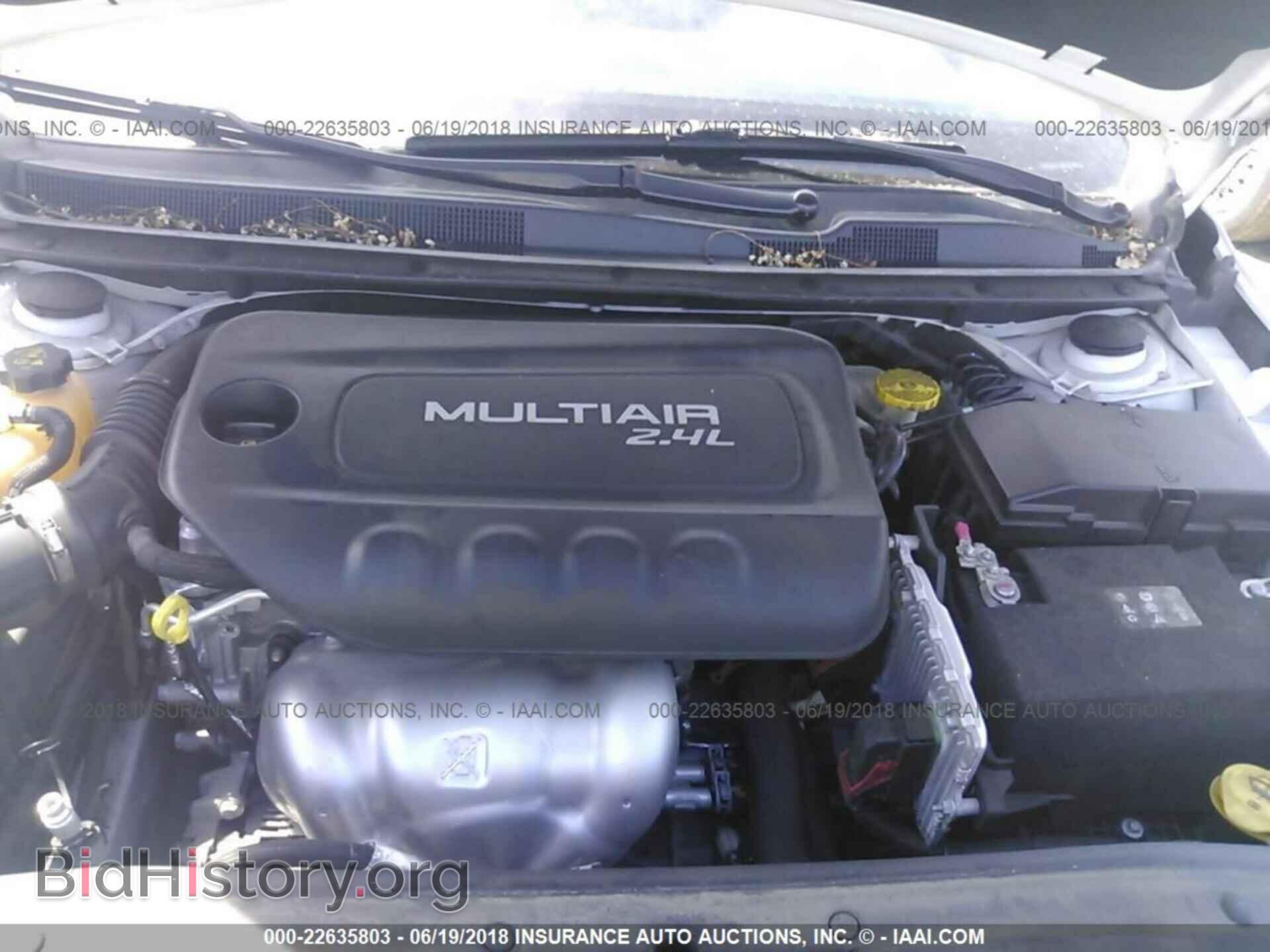 2016 Chrysler 200 - VIN: 1C3CCCCB9GN146448 - Фото 10