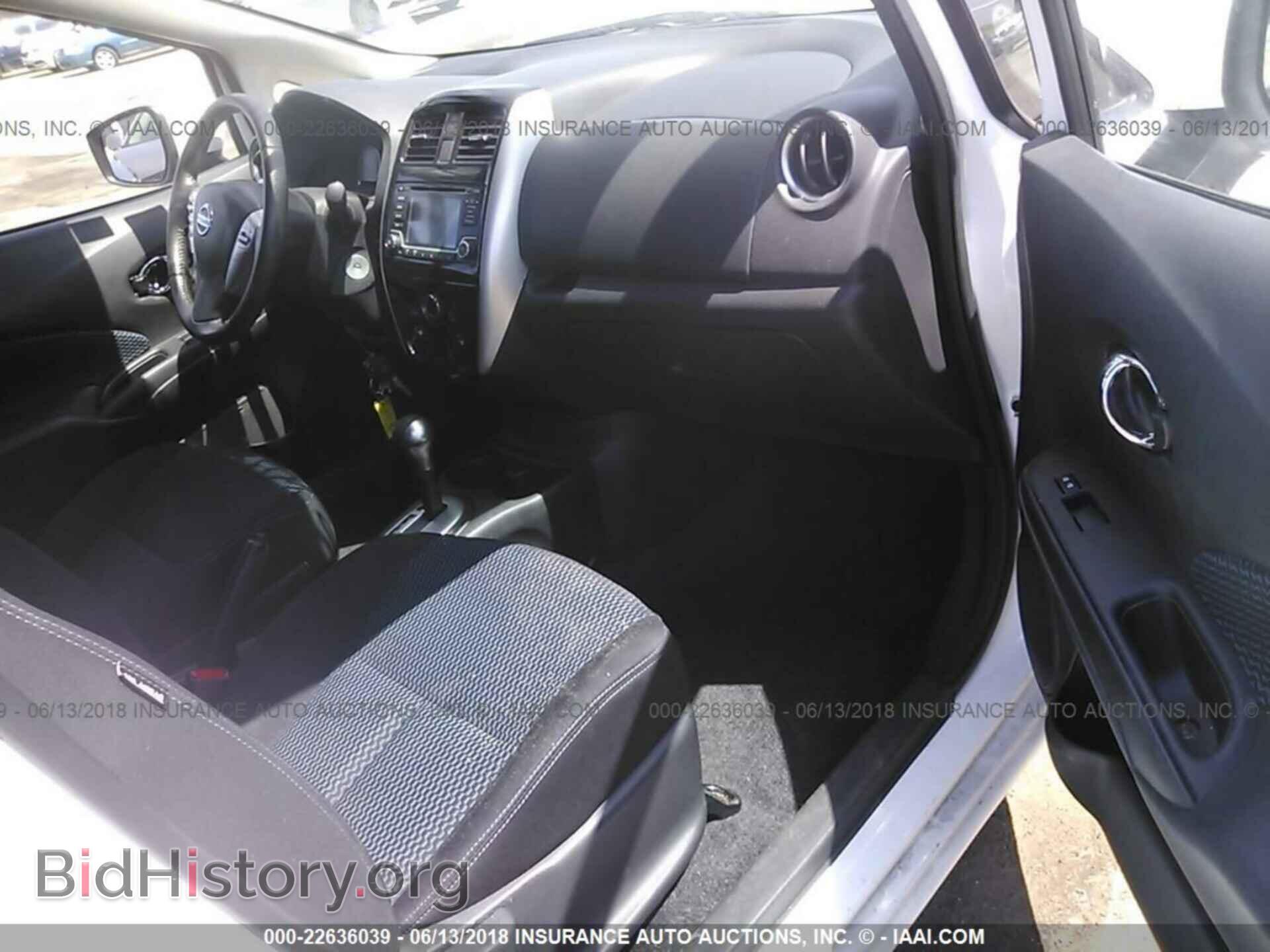 2016 Nissan Versa note - VIN: 3N1CE2CP3GL365193 - Photo 5