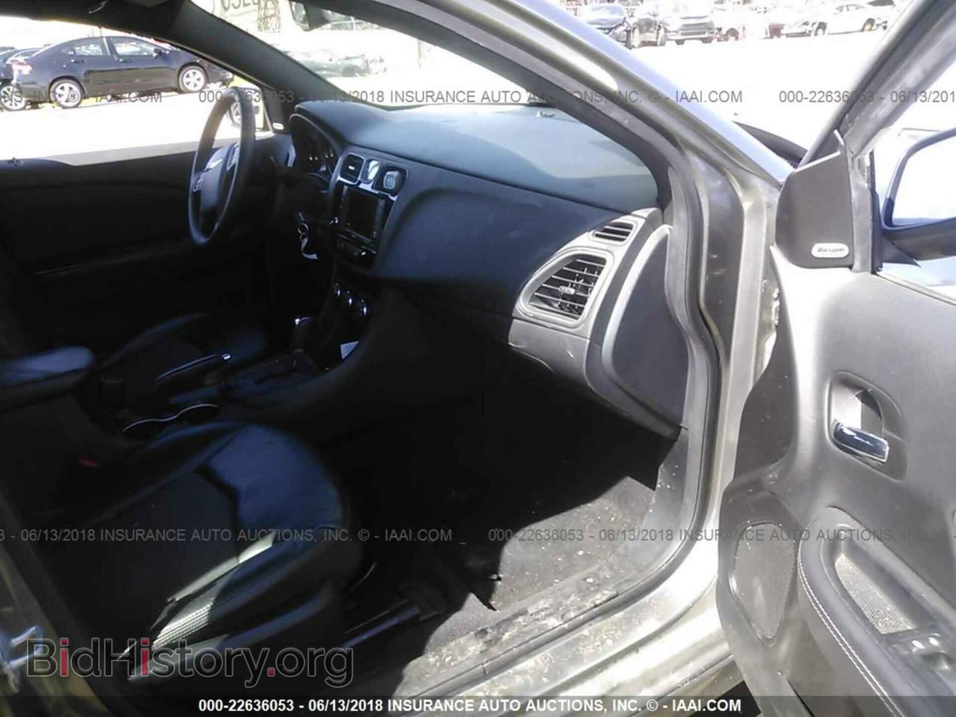 2013 Chrysler 200 - VIN: 1C3CCBCG1DN719702 - Фото 5