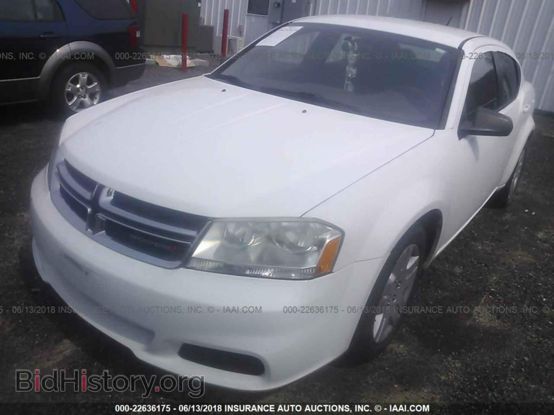 2011 Dodge Avenger - VIN: 1B3BD4FG3BN548686 - Фото 2