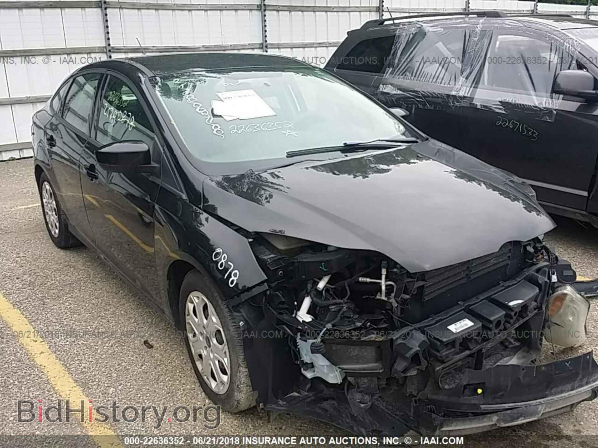Photo 1FAHP3F22CL385496 - Ford Focus 2012