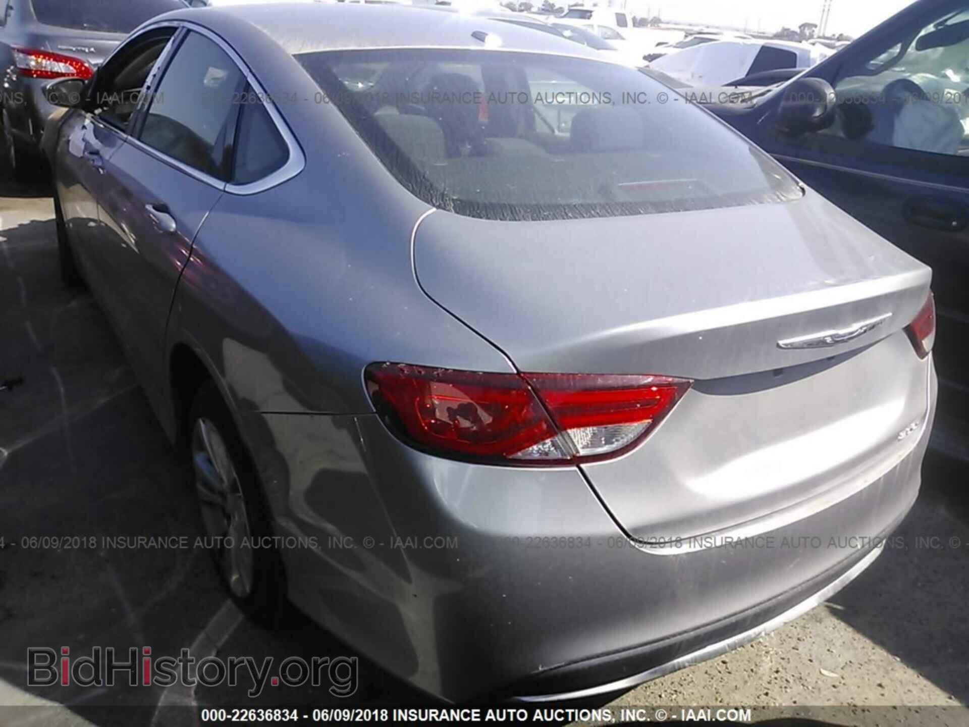 2016 Chrysler 200 - VIN: 1C3CCCAB2GN160470 - Фото 3