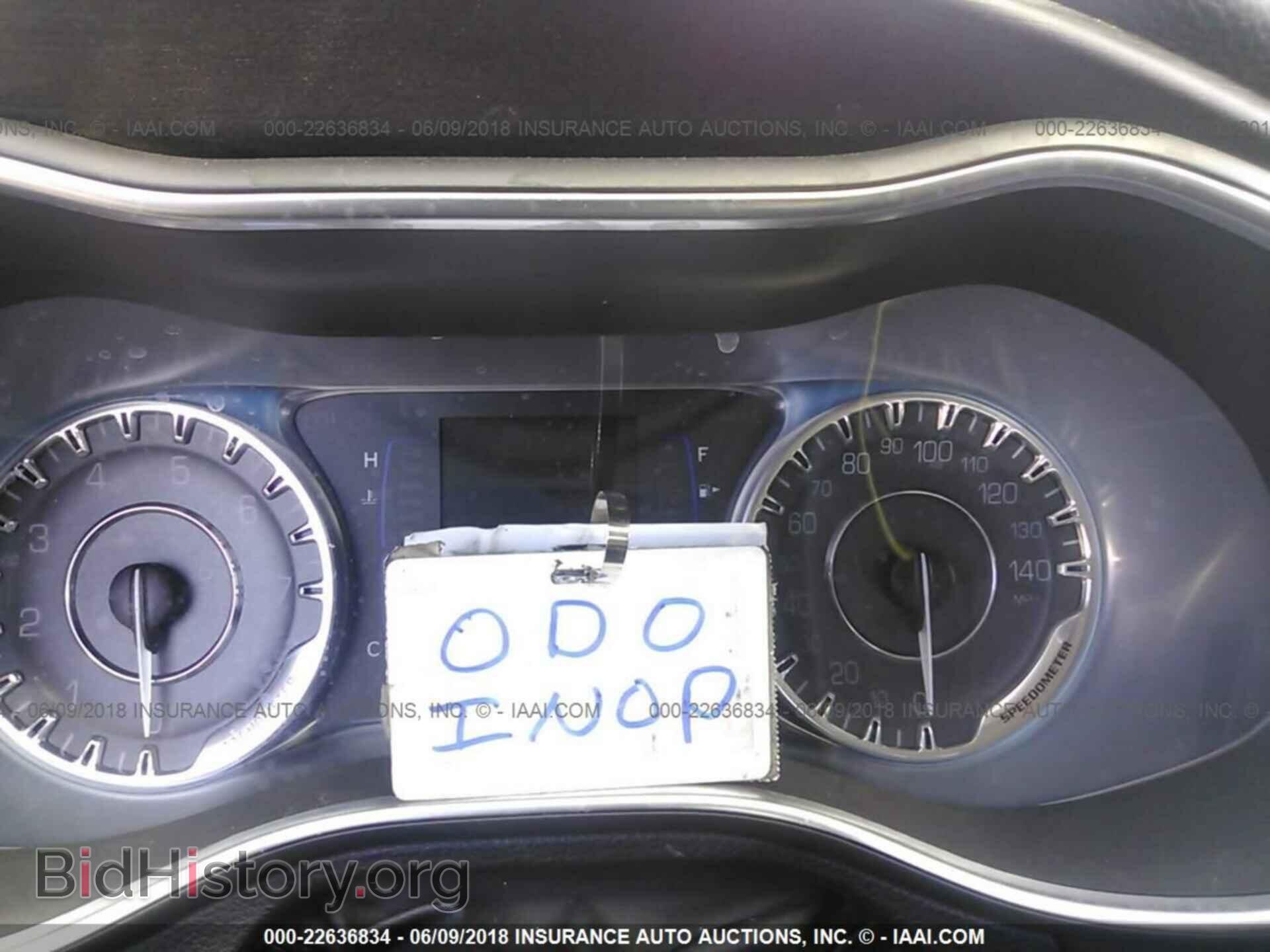 2016 Chrysler 200 - VIN: 1C3CCCAB2GN160470 - Фото 7