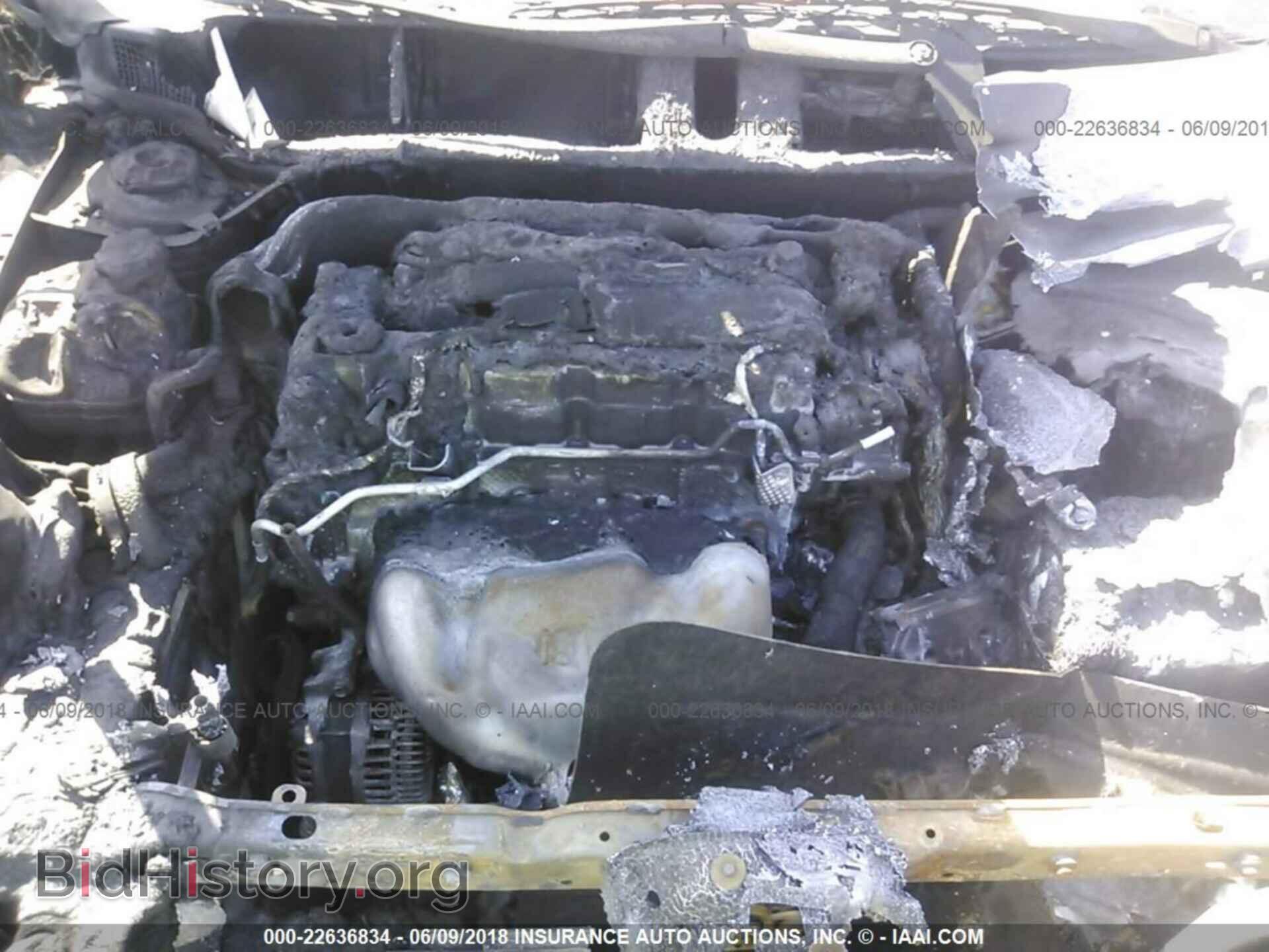 2016 Chrysler 200 - VIN: 1C3CCCAB2GN160470 - Фото 10