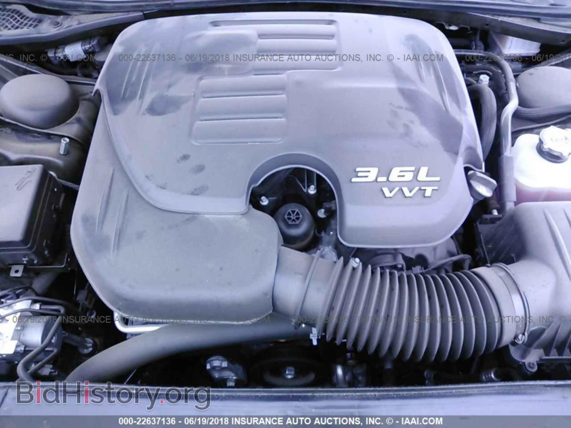 2018 Dodge Challenger - VIN: 2C3CDZAG9JH182686 - Фото 10