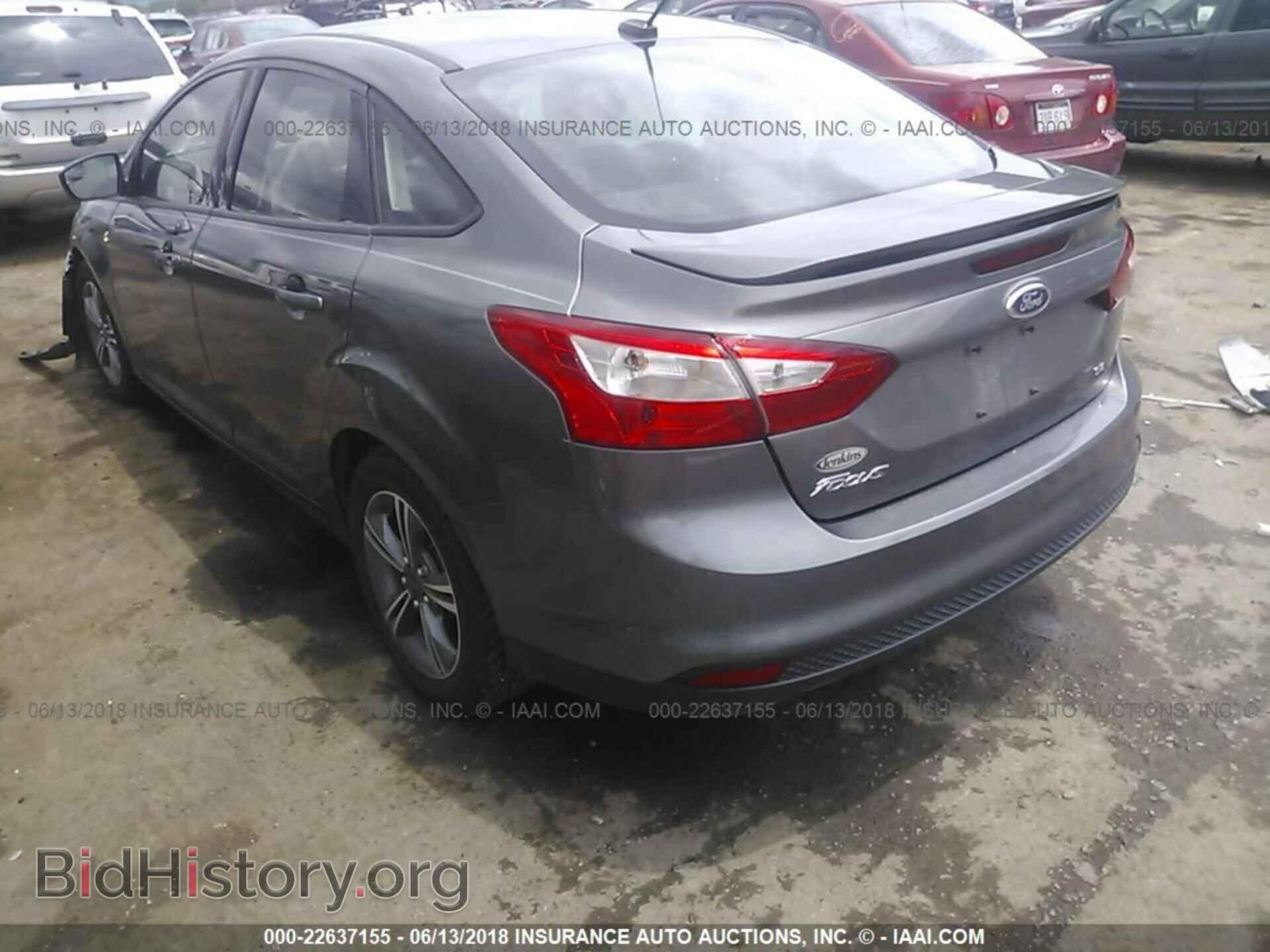 2014 Ford Focus - VIN: 1FADP3F25EL448771 - Photo 3
