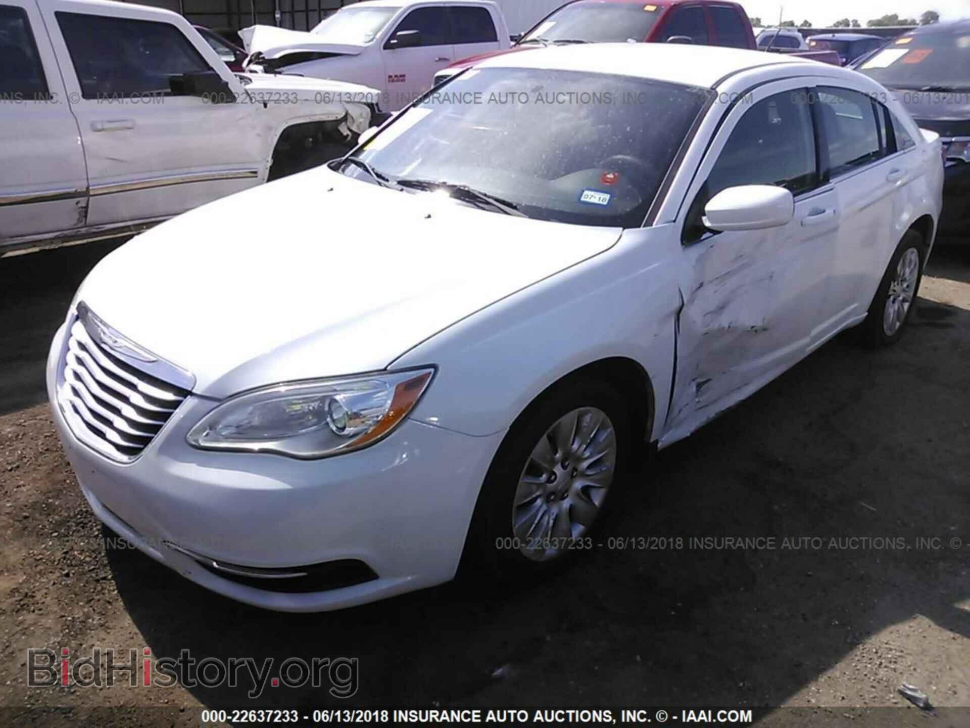 2012 Chrysler 200 - VIN: 1C3CCBAB5CN224036 - Фото 2