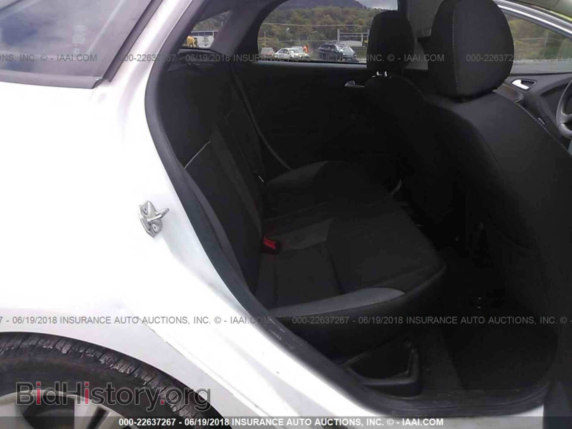 2013 Ford Focus - VIN: 1FADP3F21DL171213 - Photo 8