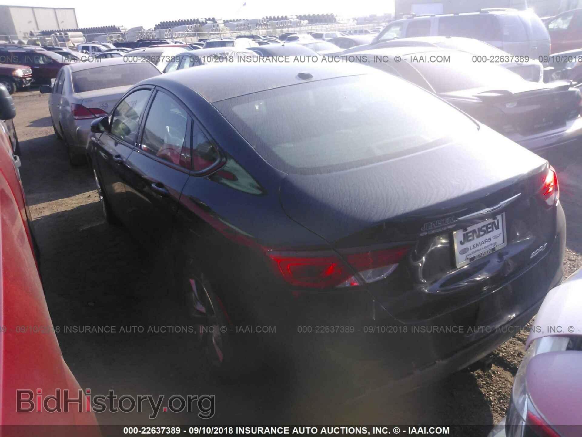 2015 Chrysler 200 - VIN: 1C3CCCBB3FN667536 - Фото 3
