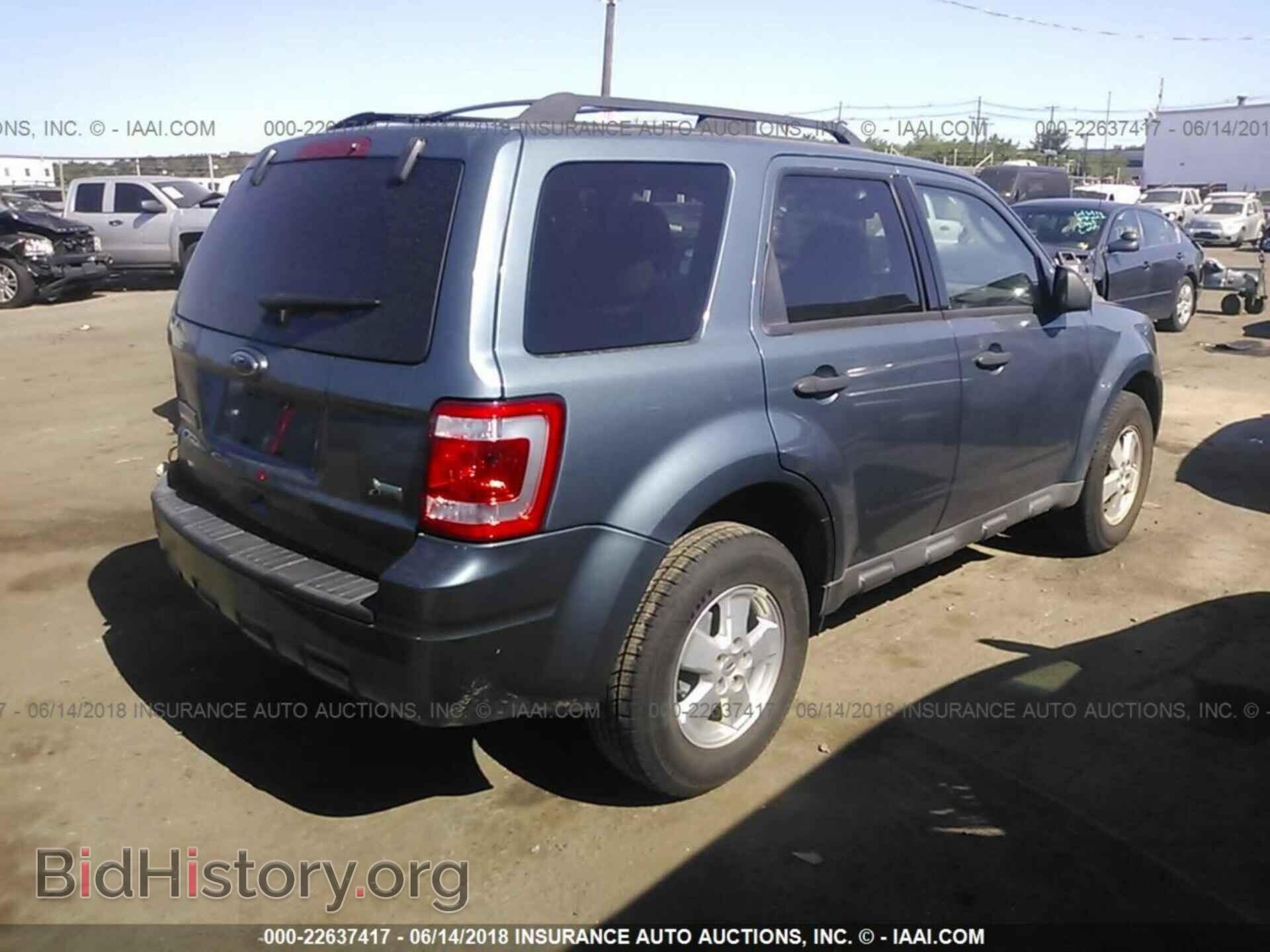 2011 Ford Escape - VIN: 1FMCU0DG9BKA52013 - Фото 4