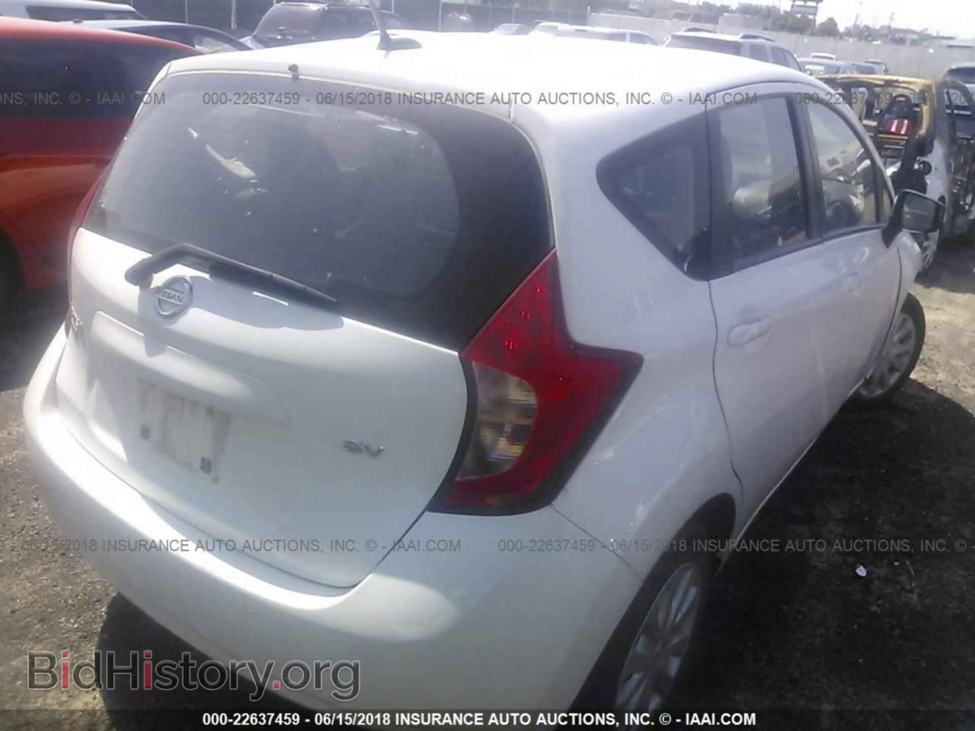 2016 Nissan Versa note - VIN: 3N1CE2CP5GL407217 - Photo 4