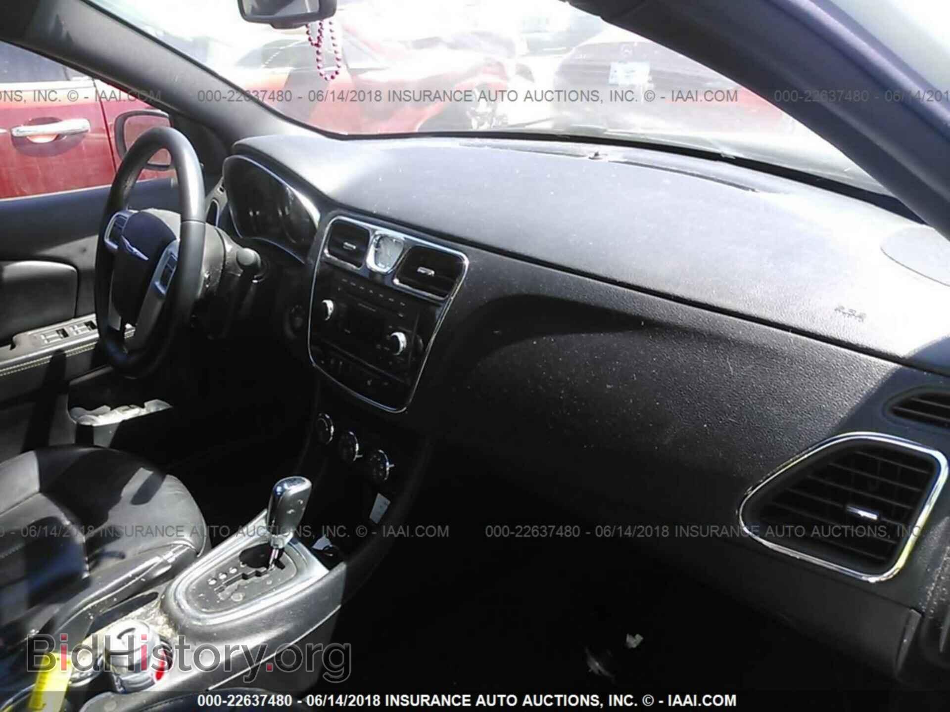 2014 Chrysler 200 - VIN: 1C3CCBCG5EN177117 - Фото 5