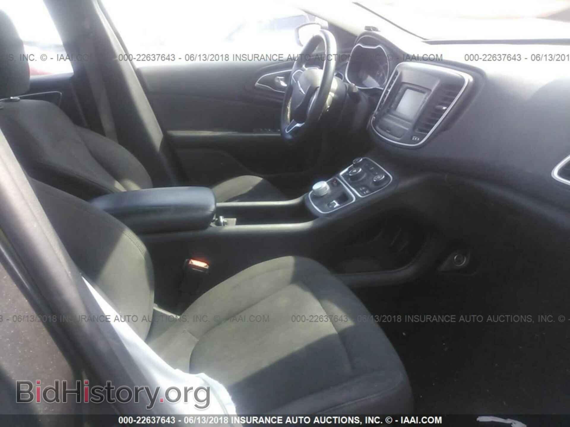 2015 Chrysler 200 - VIN: 1C3CCCAB9FN734660 - Photo 5