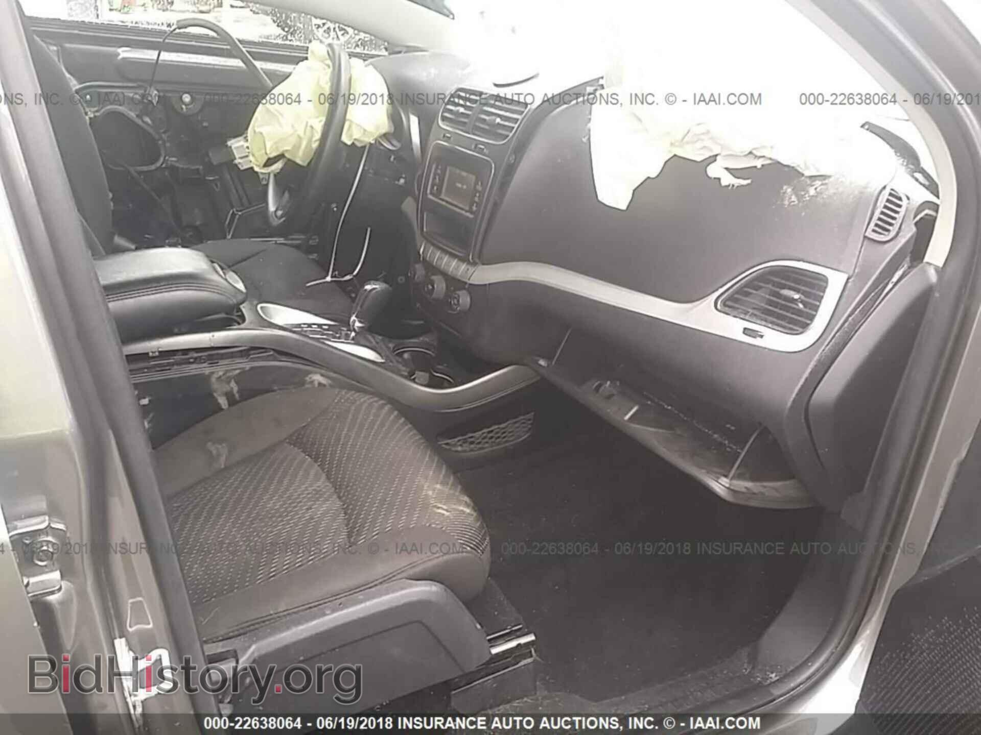 2012 Dodge Journey - VIN: 3C4PDCBG0CT307108 - Фото 5