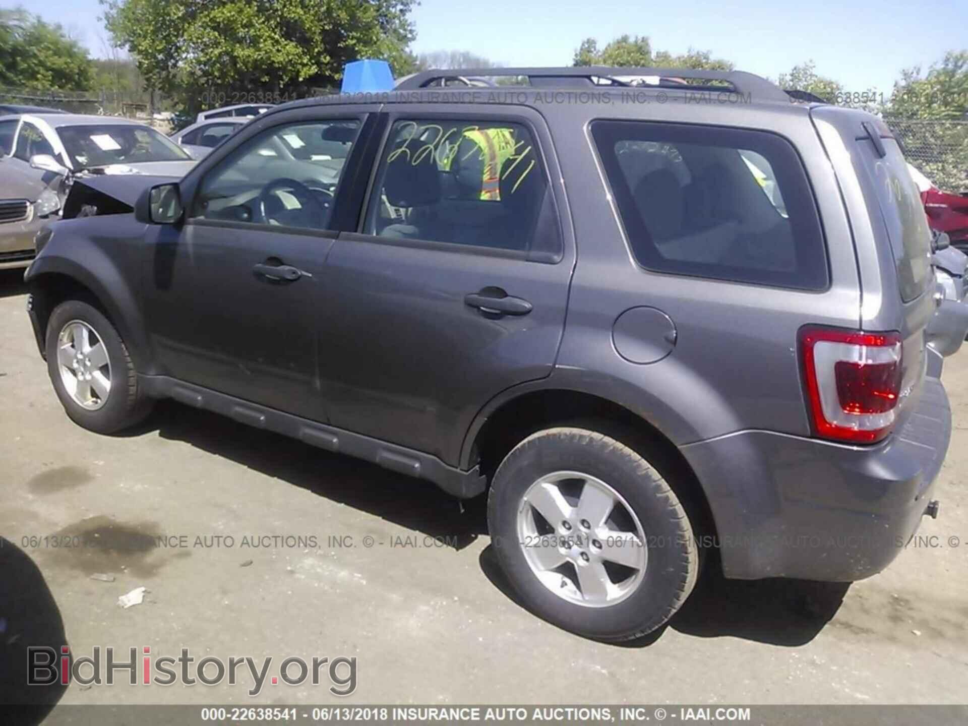 2012 Ford Escape - VIN: 1FMCU0C78CKC61181 - Фото 3