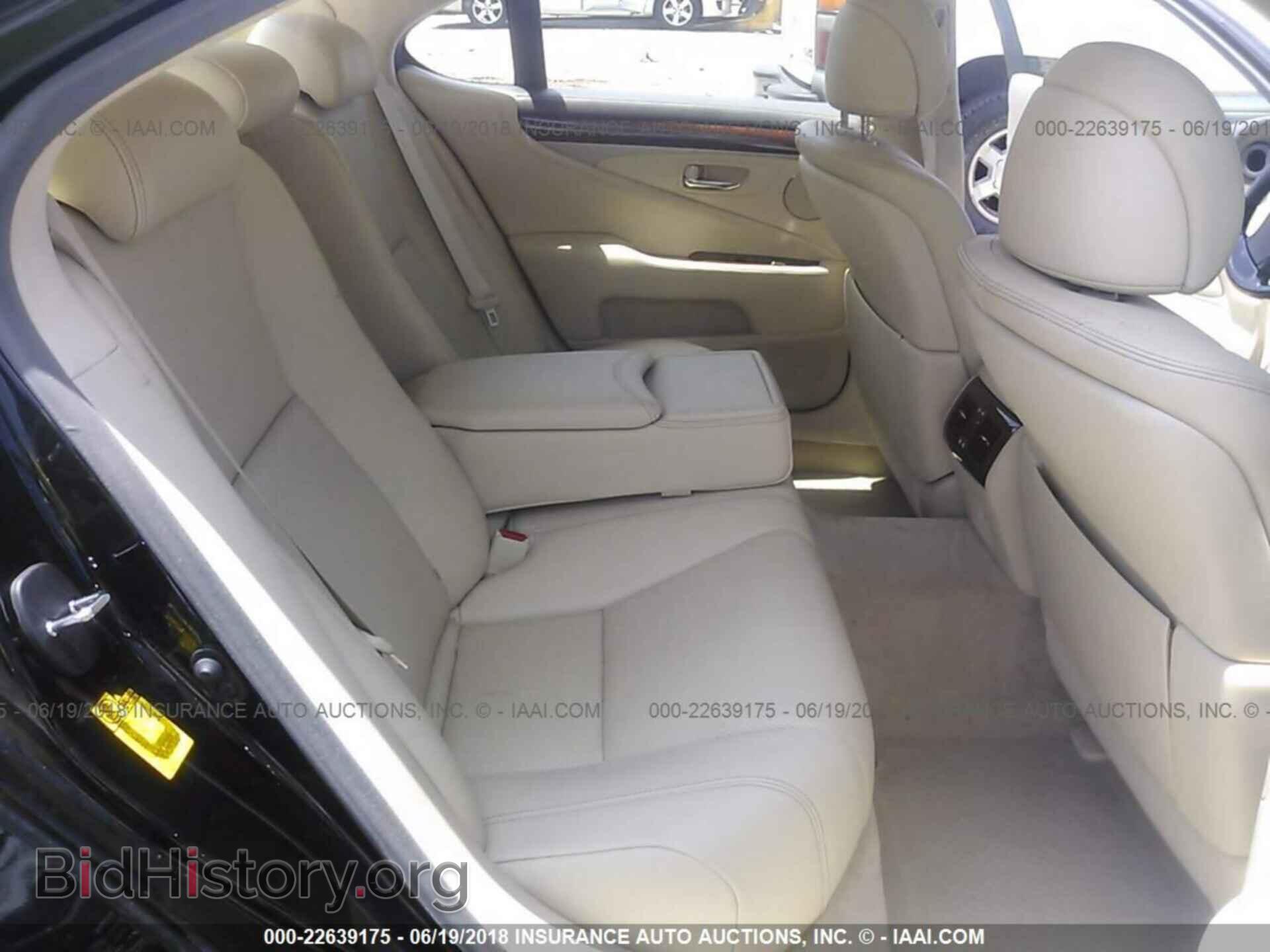 2013 Lexus Ls - VIN: JTHBL5EF6D5124789 - Photo 8
