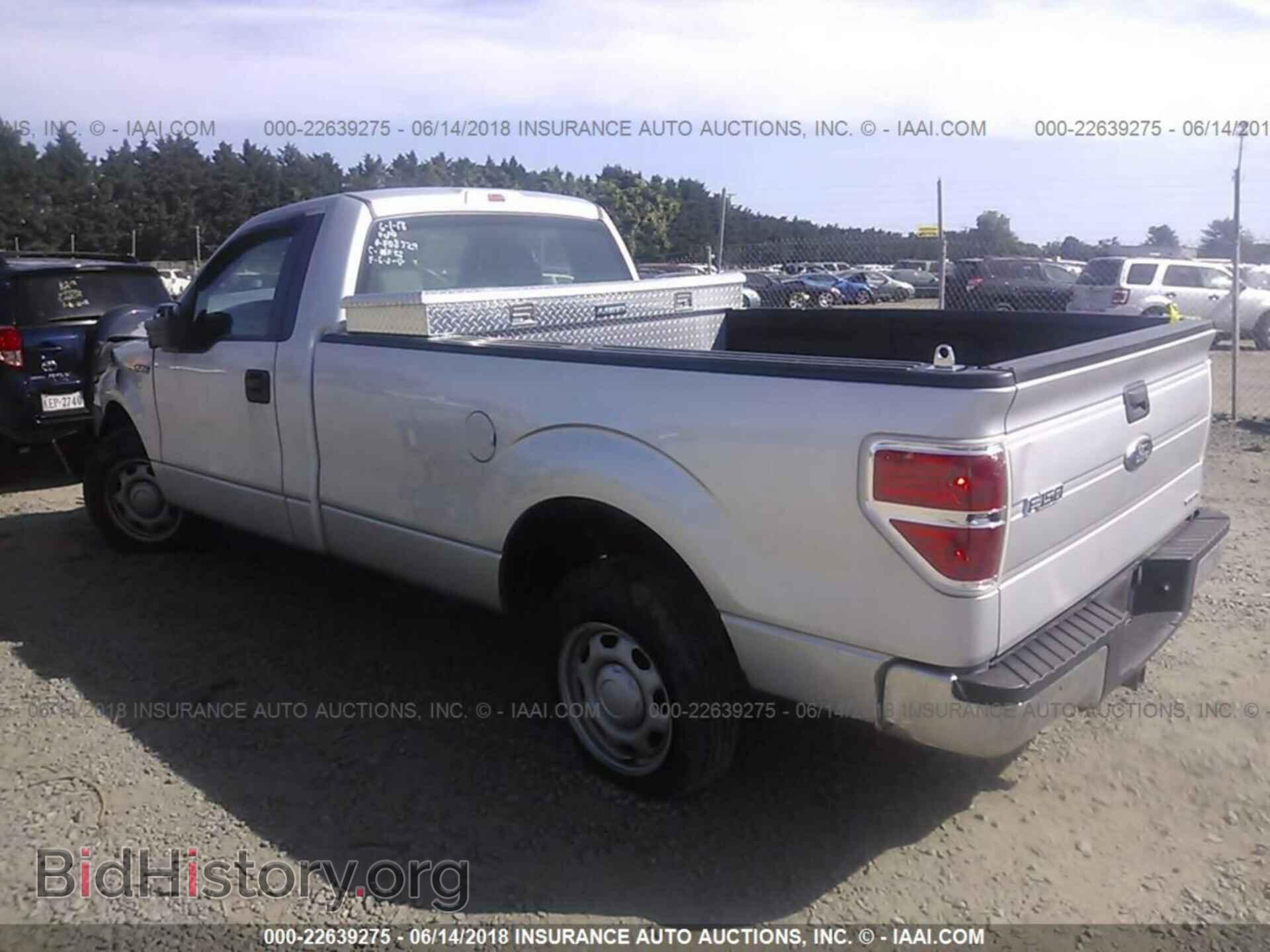 2013 Ford F150 - VIN: 1FTMF1CM1DKF08329 - Фото 3