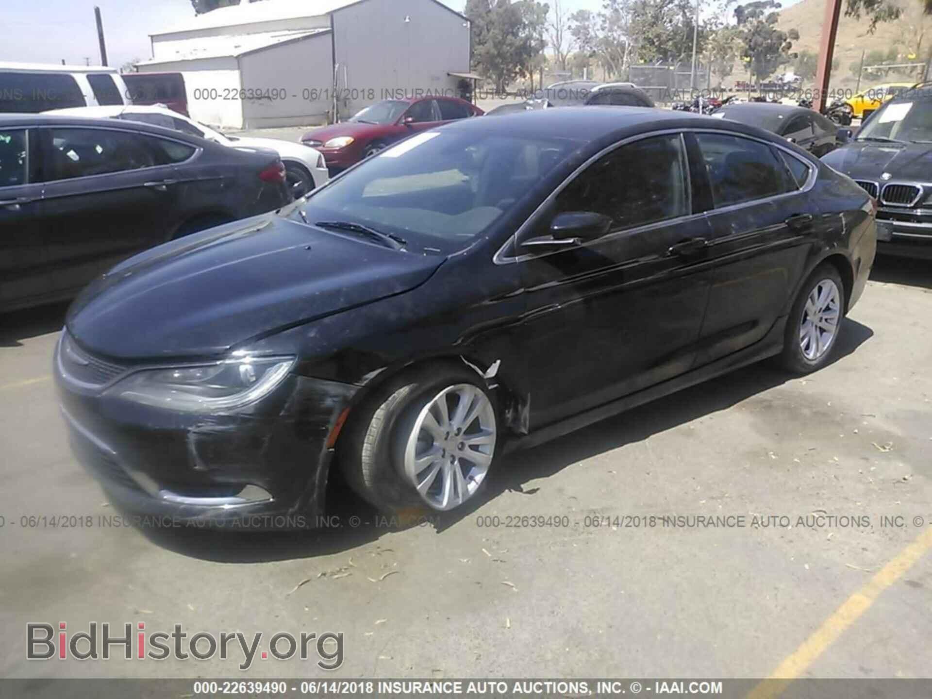 2016 Chrysler 200 - VIN: 1C3CCCAB0GN123031 - Photo 2
