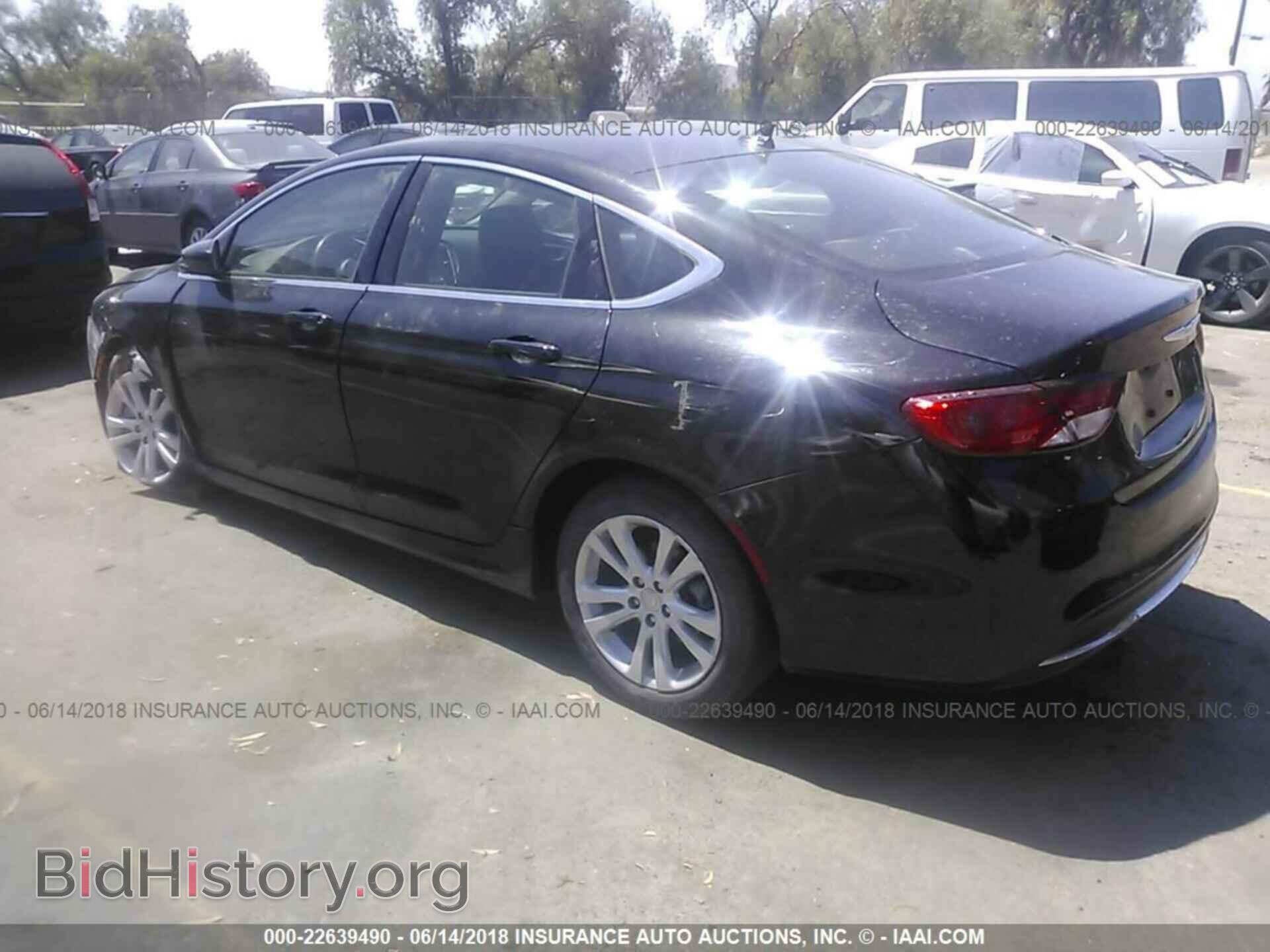 2016 Chrysler 200 - VIN: 1C3CCCAB0GN123031 - Photo 3