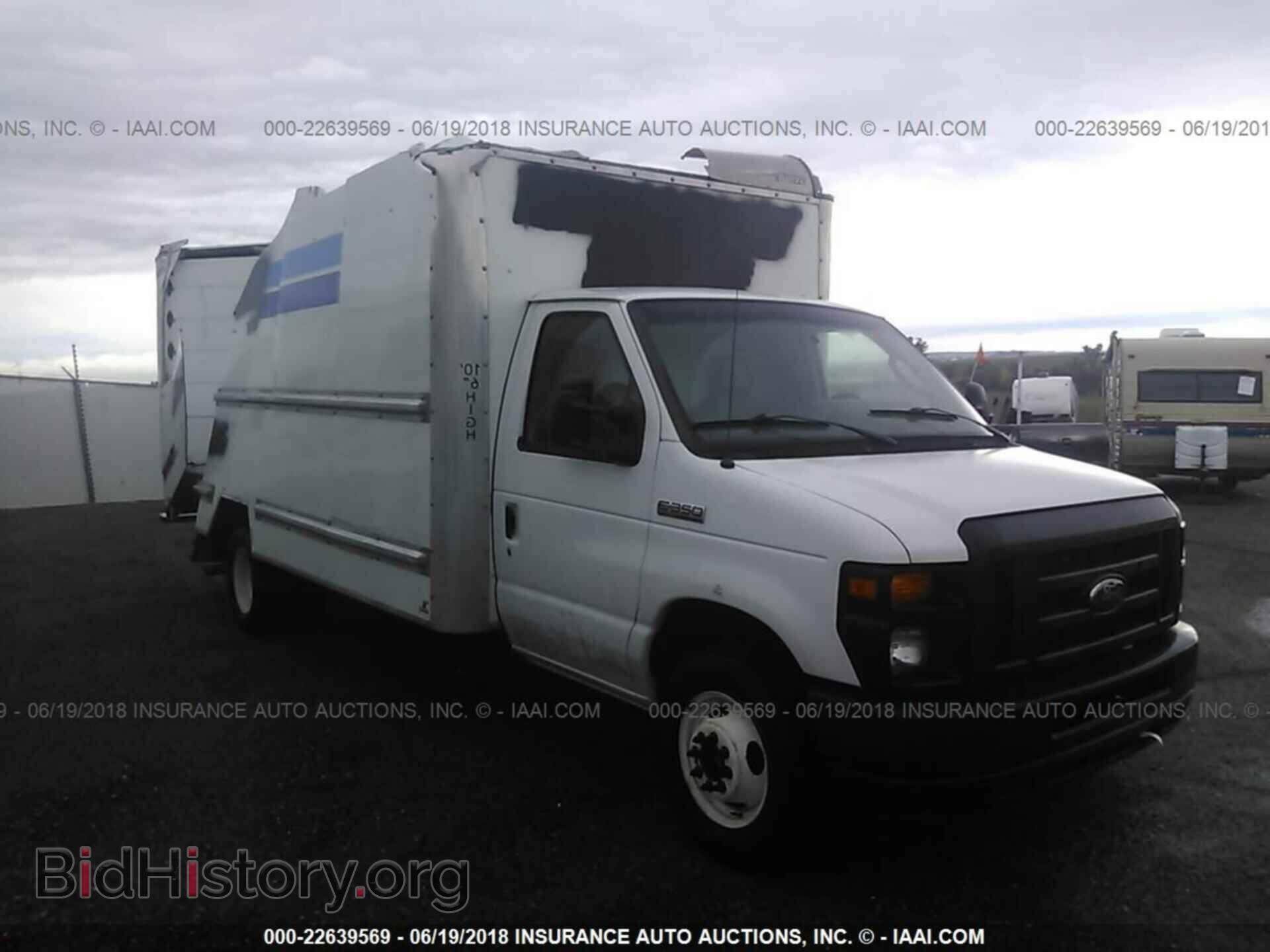Photo 1FDWE3FS2FDA21371 - Ford Econoline 2015
