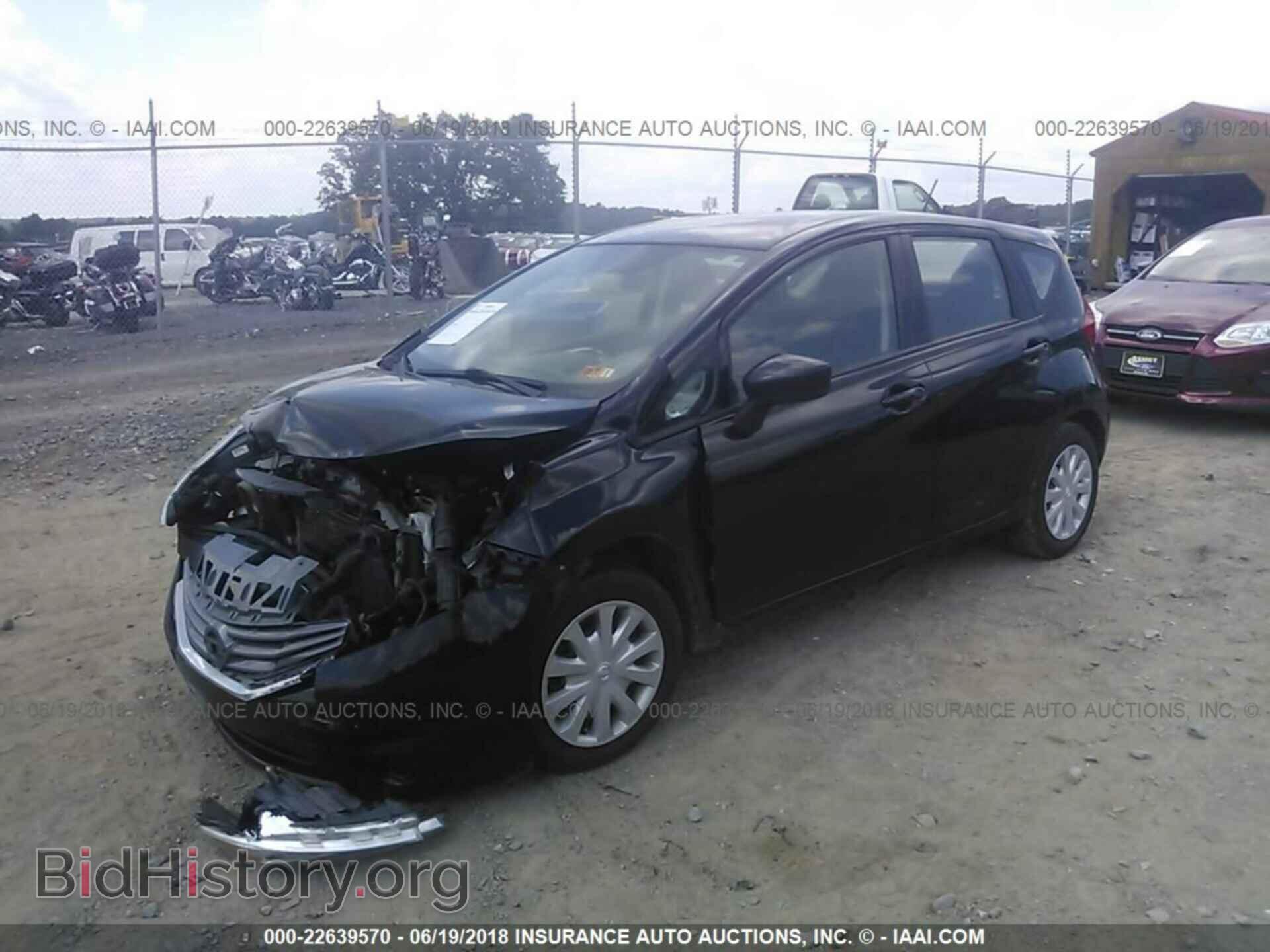 2016 Nissan Versa note - VIN: 3N1CE2CP9GL378756 - Фото 2