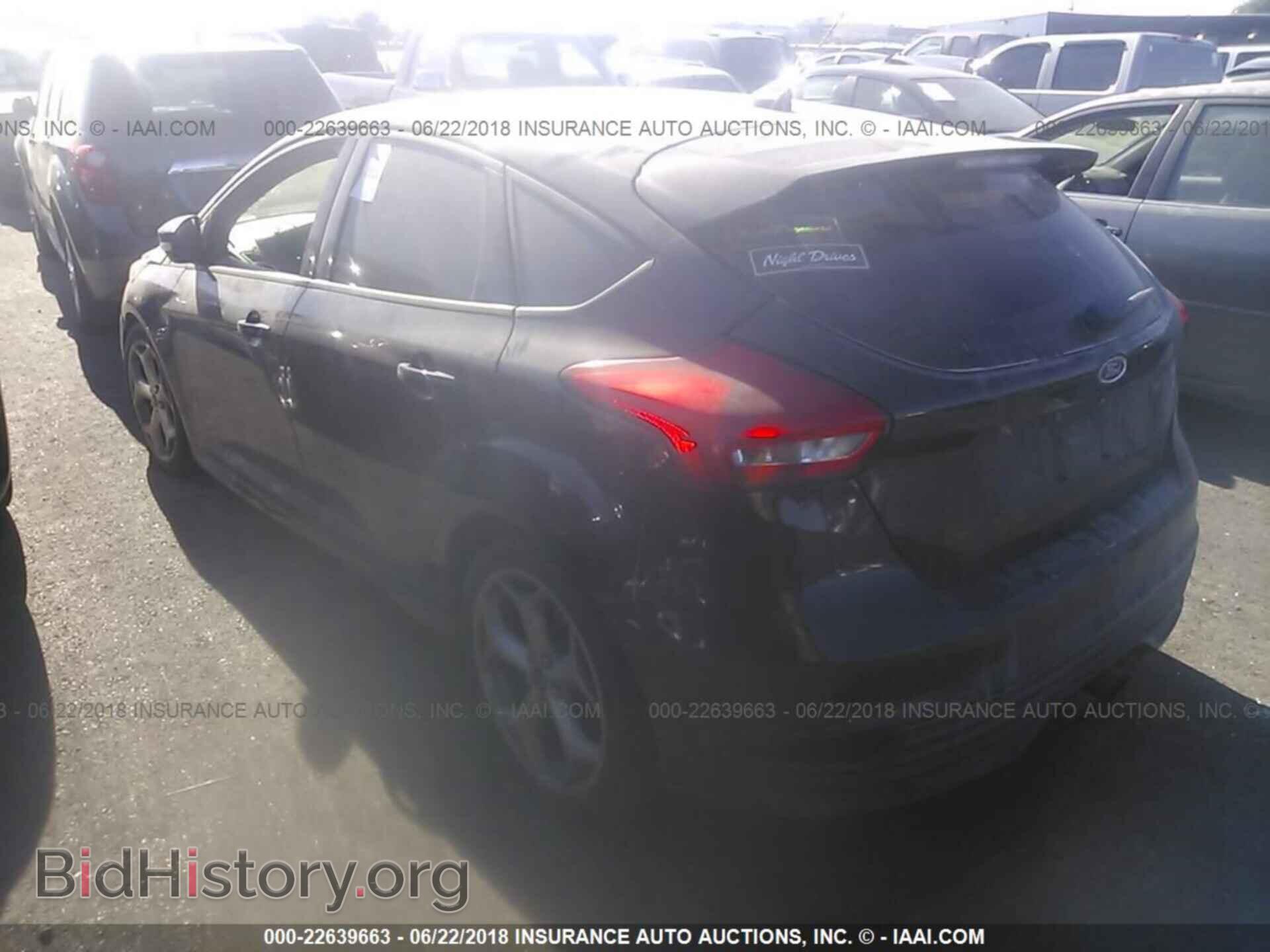2015 Ford Focus - VIN: 1FADP3L94FL262156 - Фото 3