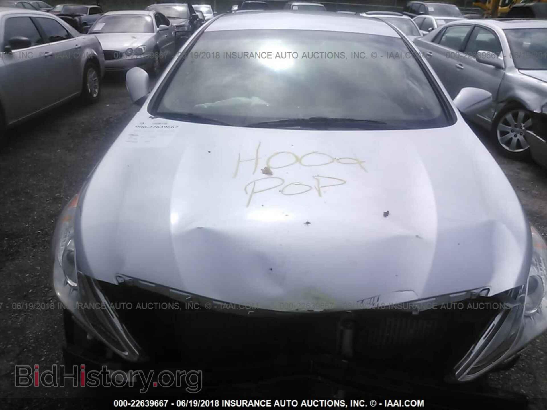 2012 Hyundai Sonata - VIN: 5NPEC4AB9CH395582 - Фото 8