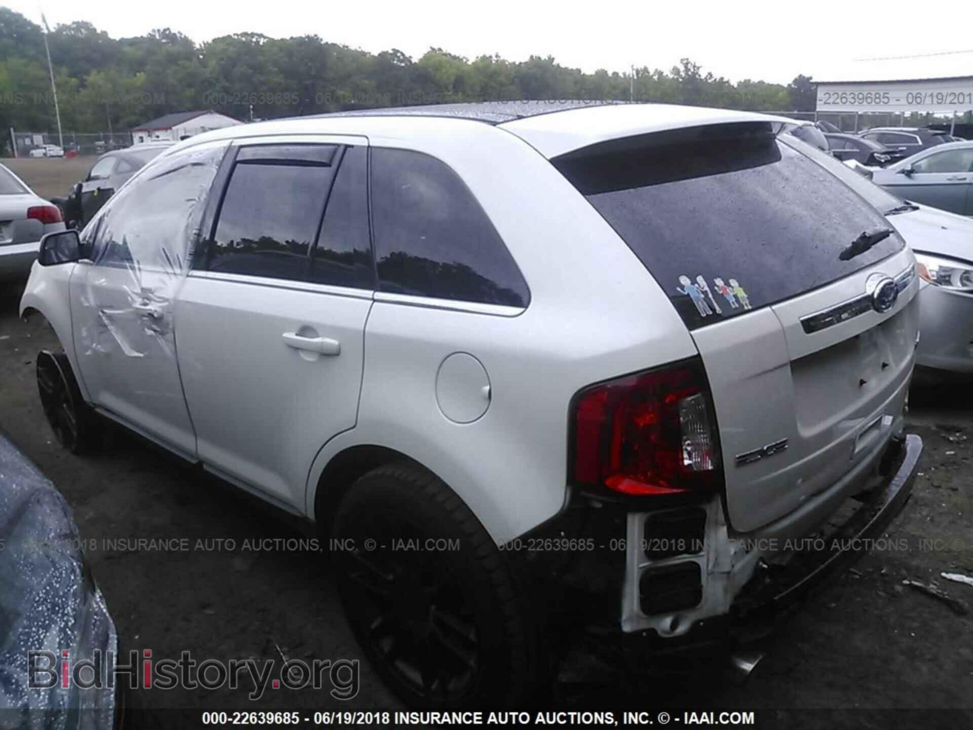2011 Ford Edge - VIN: 2FMDK3KCXBBB52630 - Photo 3