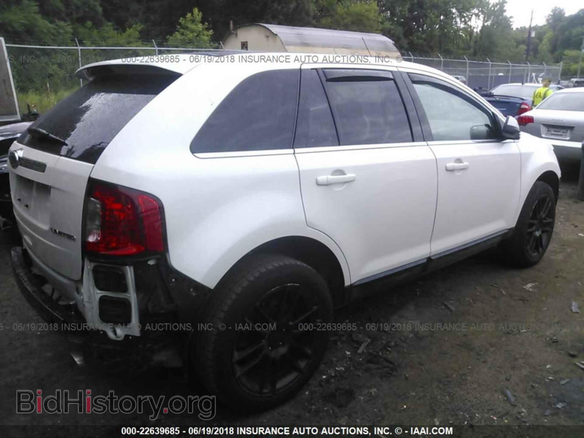 2011 Ford Edge - VIN: 2FMDK3KCXBBB52630 - Photo 4