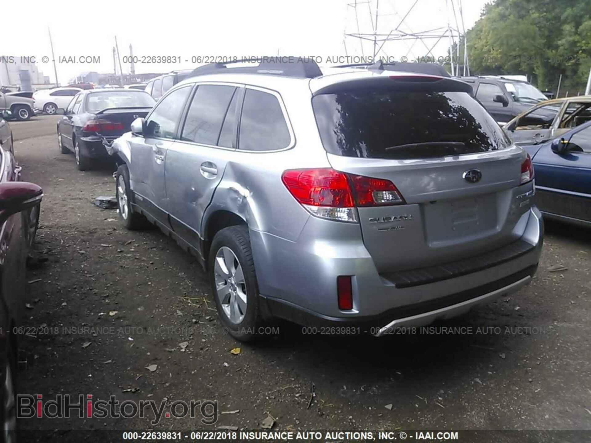 2012 Subaru Outback - VIN: 4S4BRBKC6C3244803 - Фото 3