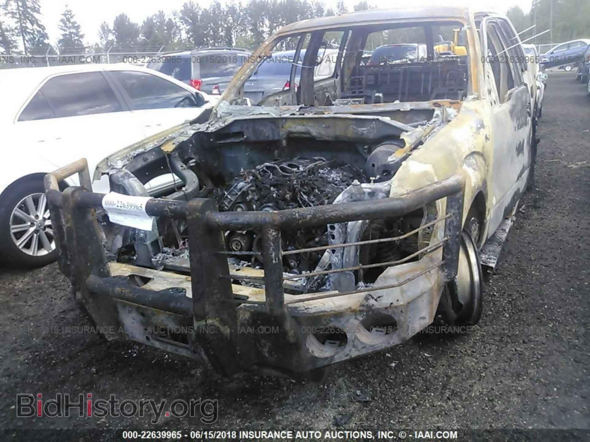 2013 Ford F150 - VIN: 1FTFW1EF1DFB60743 - Фото 2