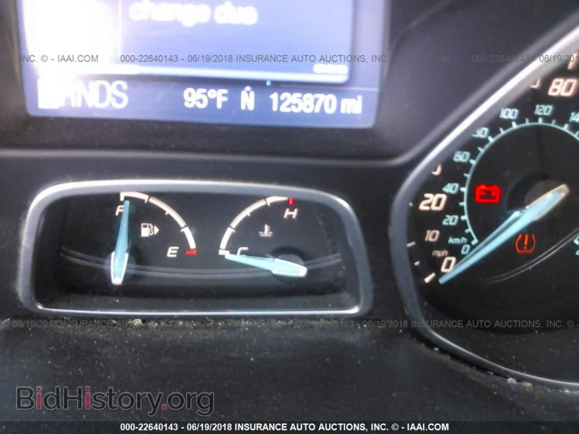 2012 Ford Focus - VIN: 1FAHP3H22CL387942 - Photo 7